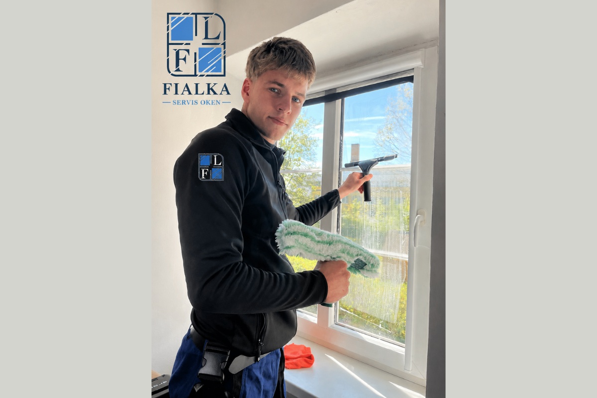 Fialka servis oken foto 1