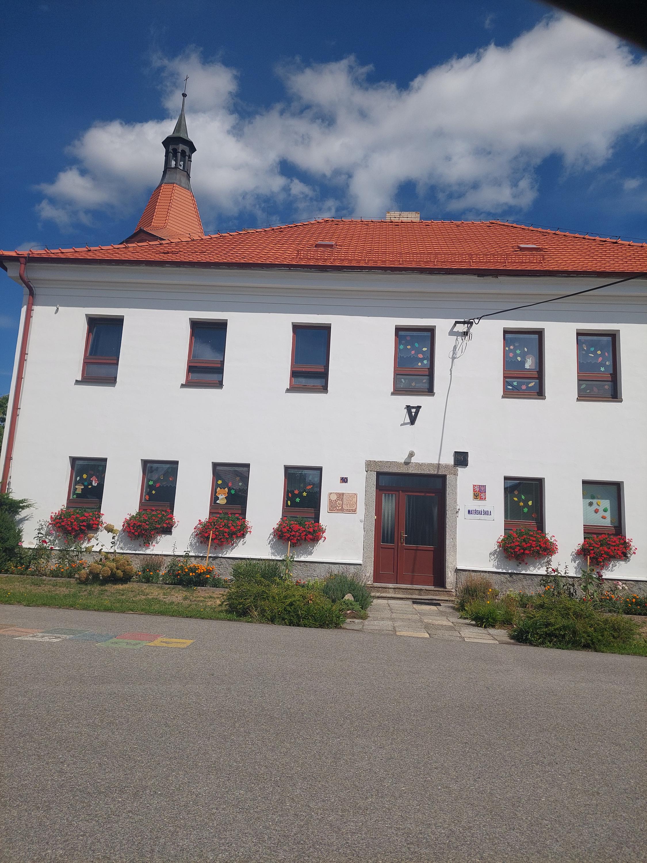 Mateřská škola Oslov, okres Písek foto 4