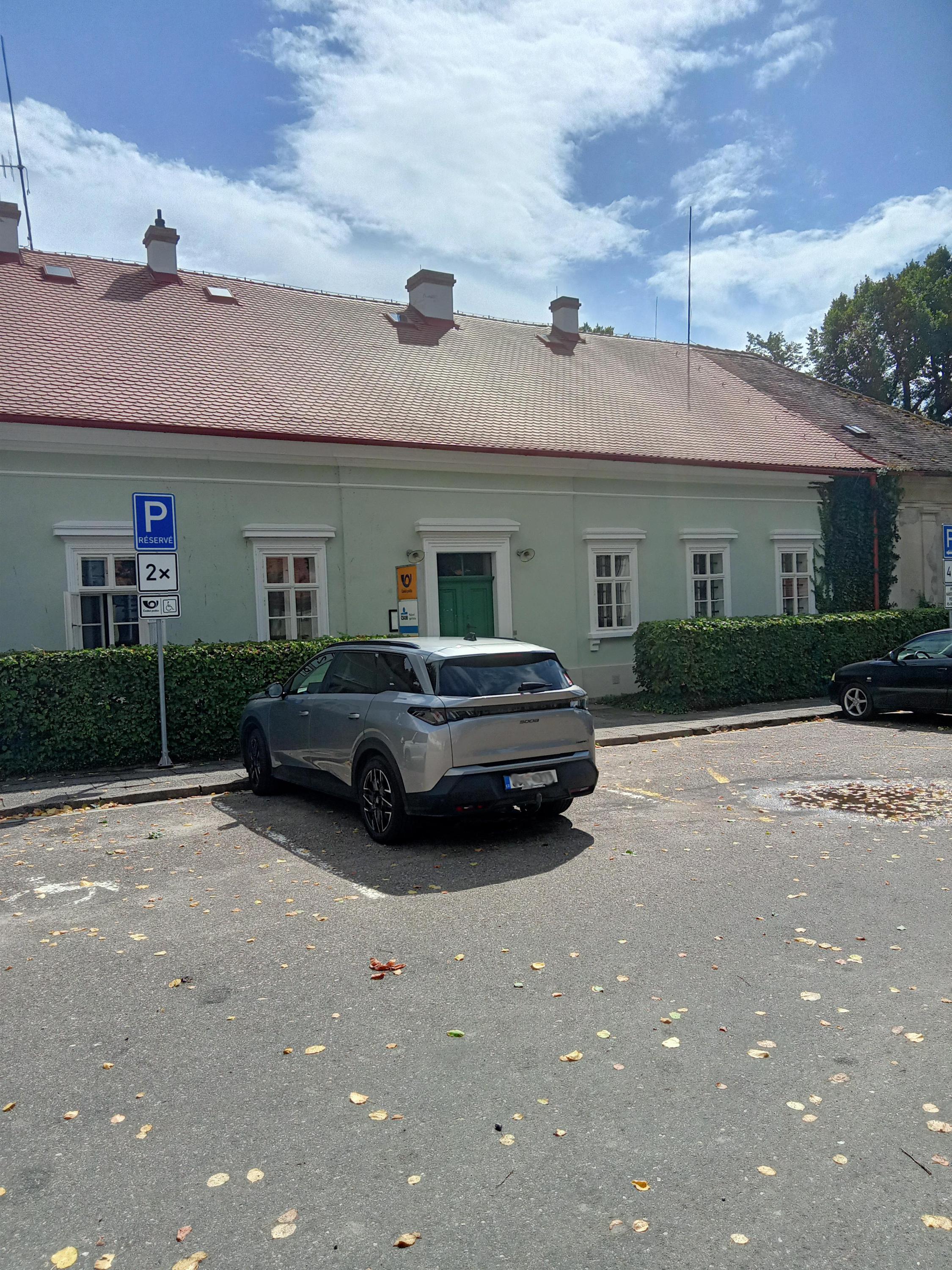 Pošta Kladruby nad Labem foto 4
