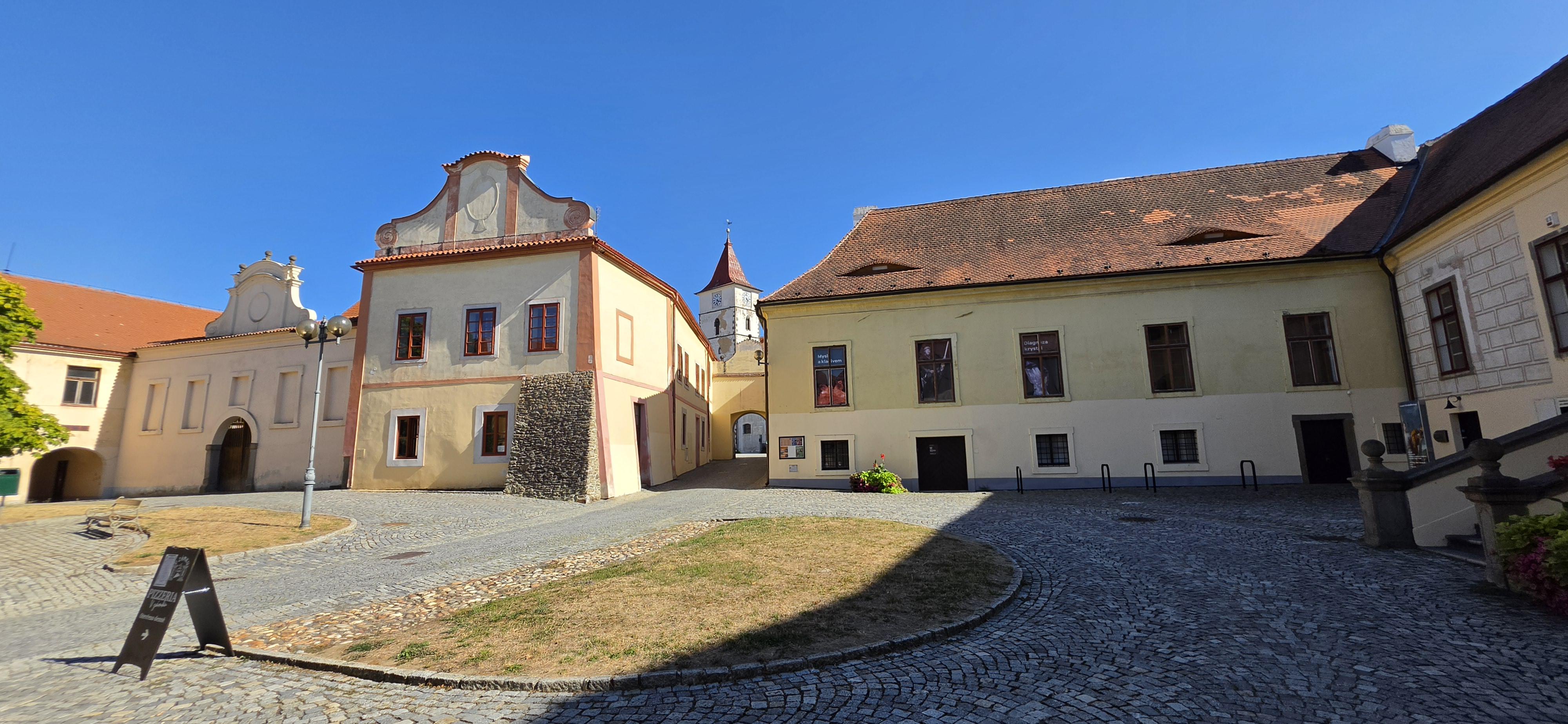 Expozice mineralogie Horažďovice foto 2