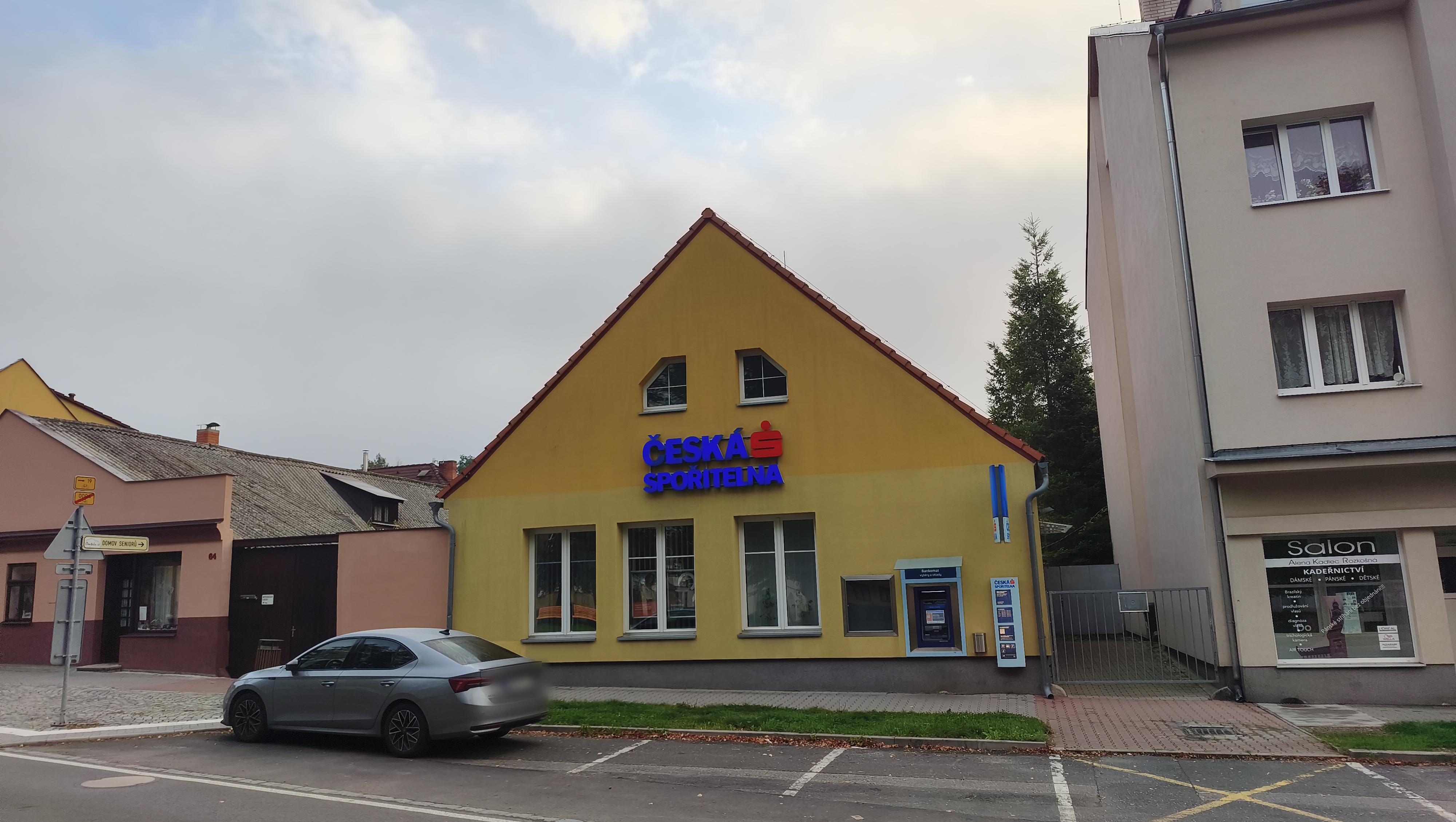 Česká spořitelna, a.s. foto 1