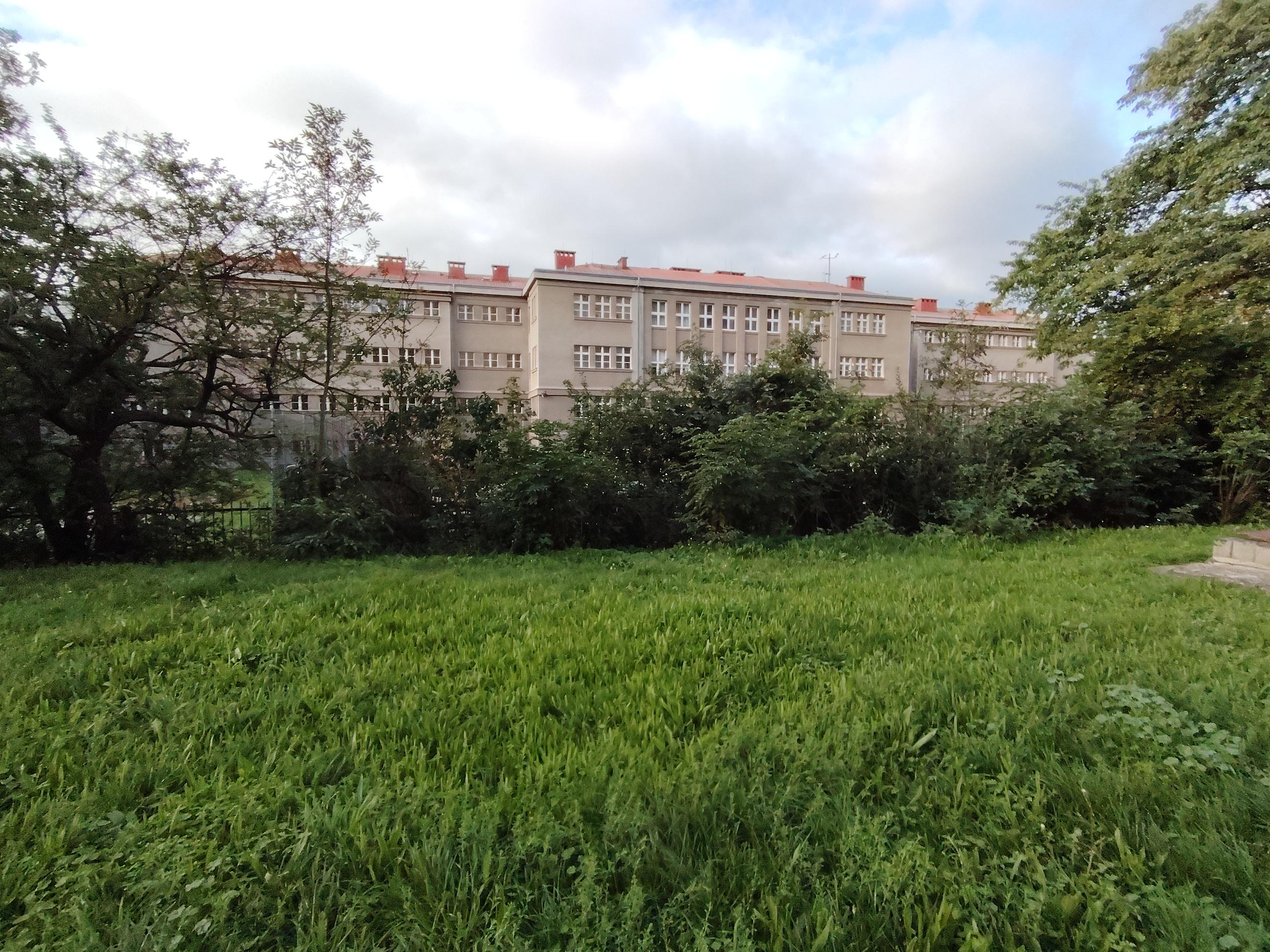 ZŠ a ZUŠ Ústí nad Labem, Husova foto 4
