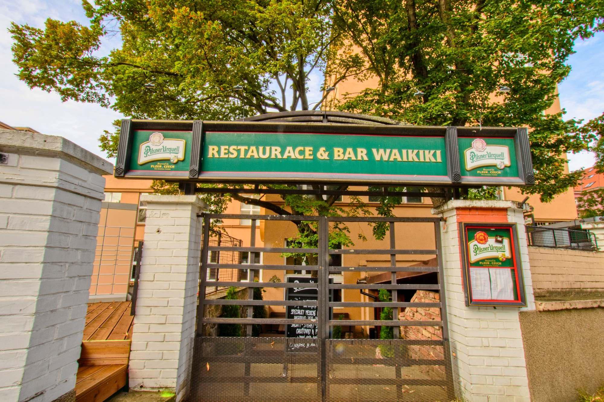 Restaurant & Music Bar Waikiki