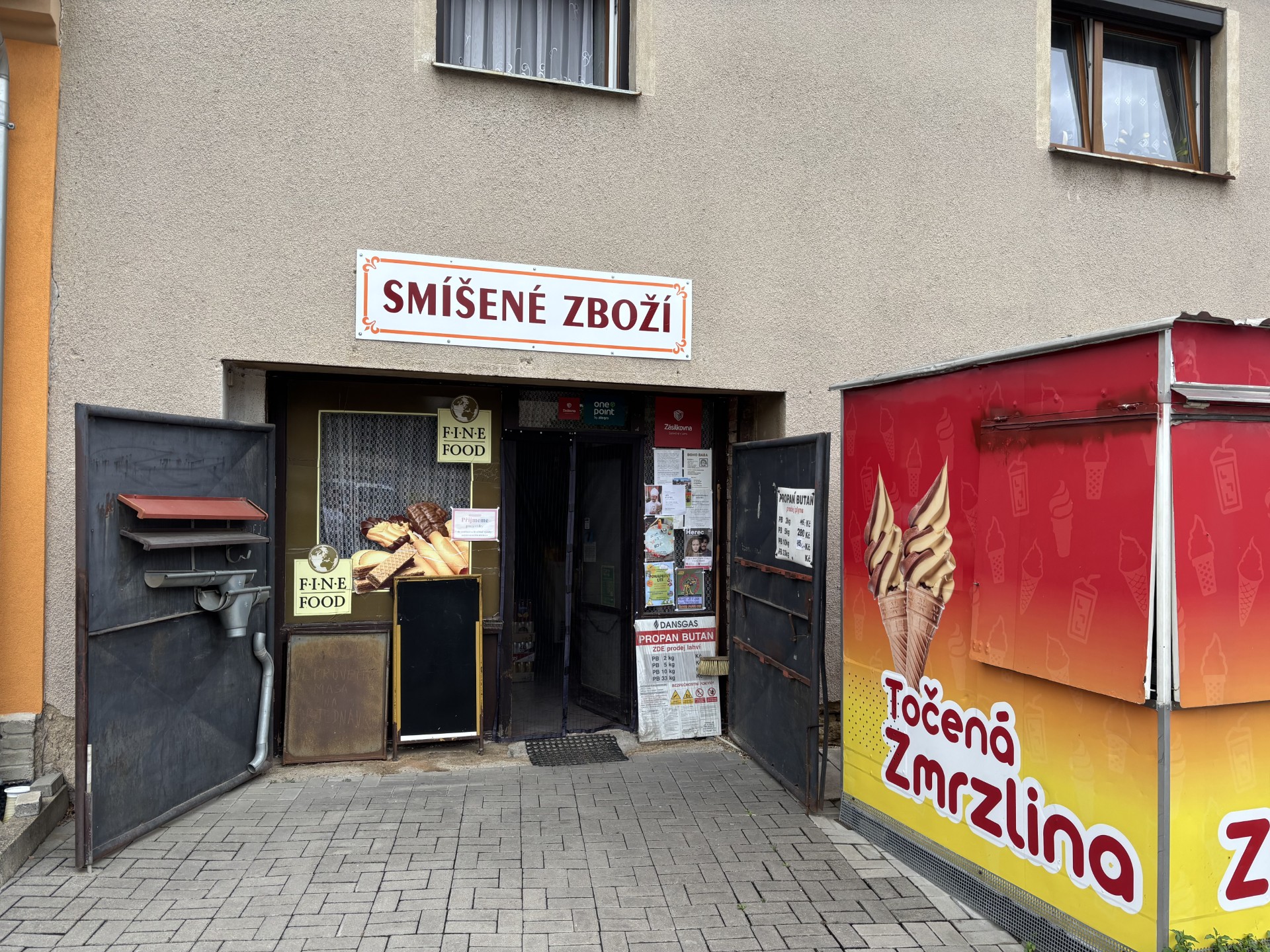 Smíšené zboží Helena Maděrová foto 2