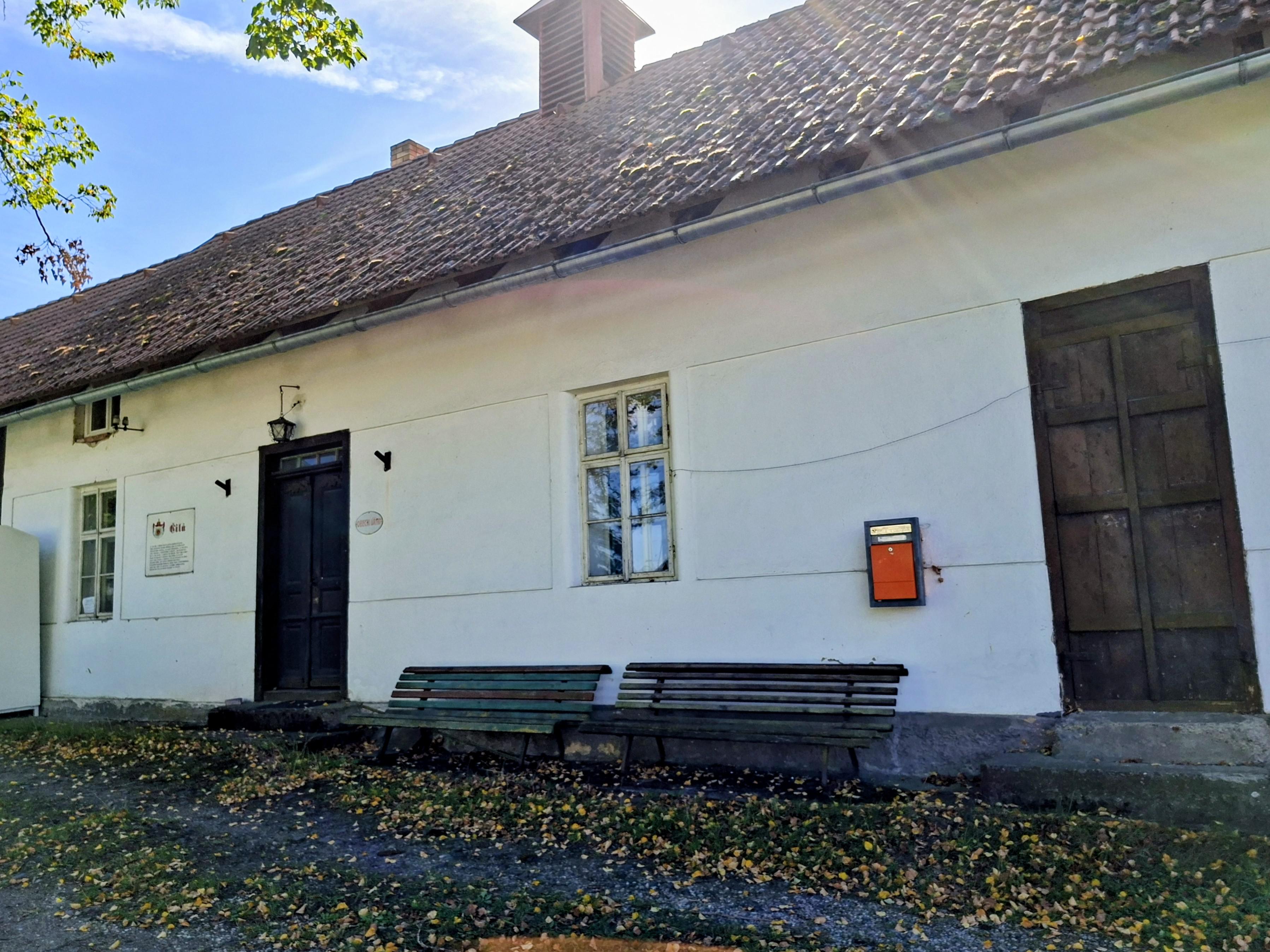 Čilá - obecní úřad foto 4