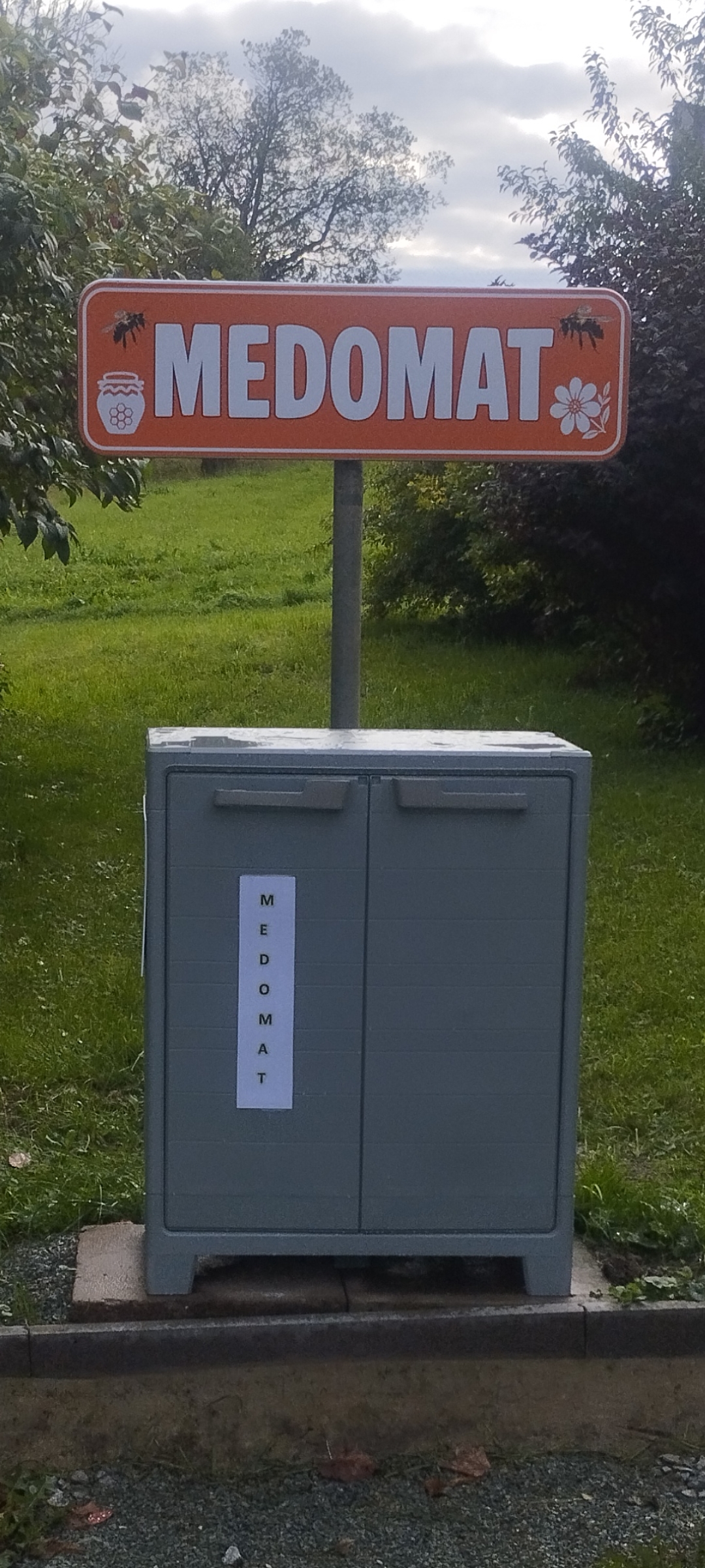 Medomat - Med z Uhřínova foto 1