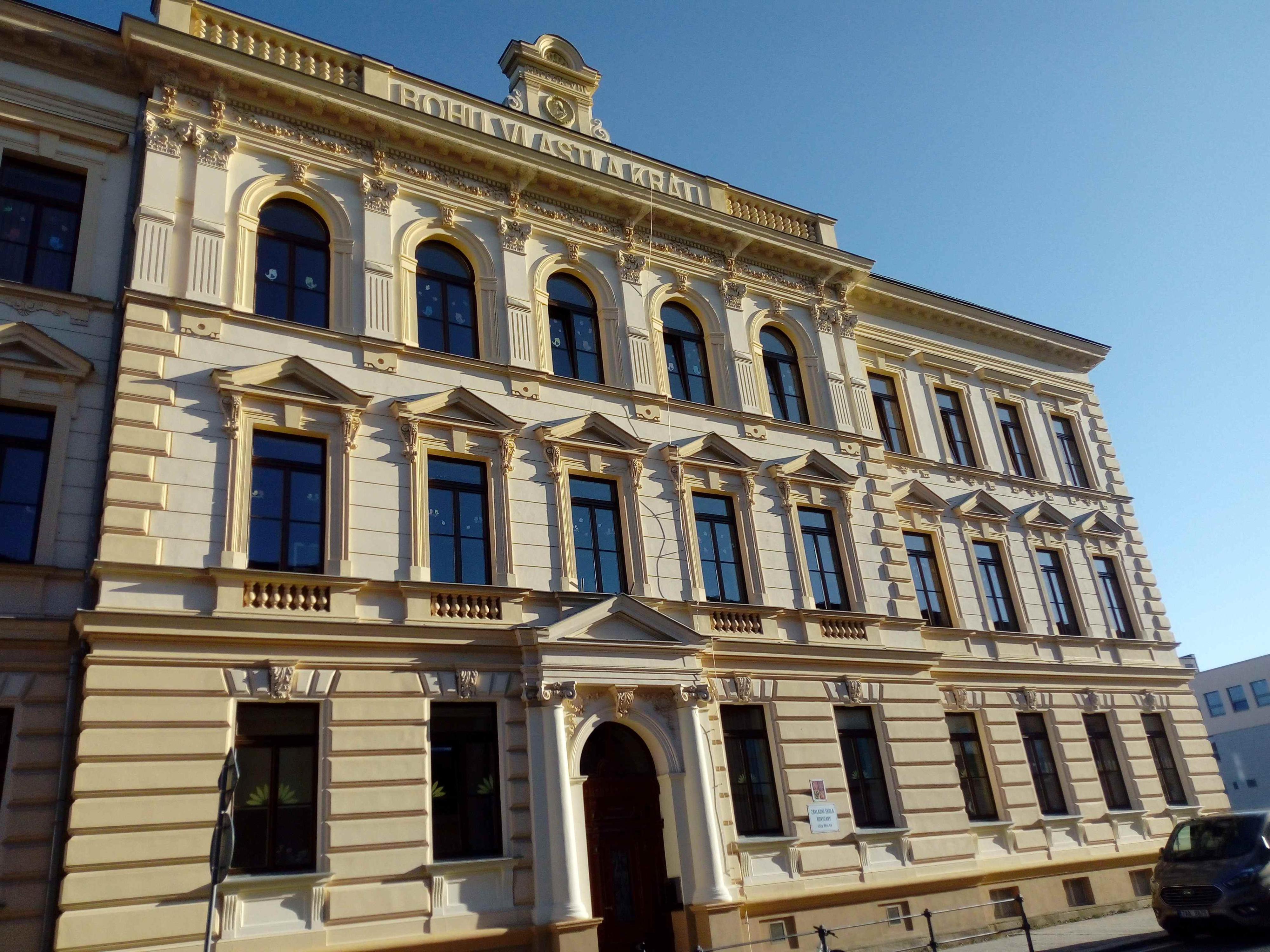 Základní škola Rokycany, ulice Míru 64, příspěvková organizace foto 3