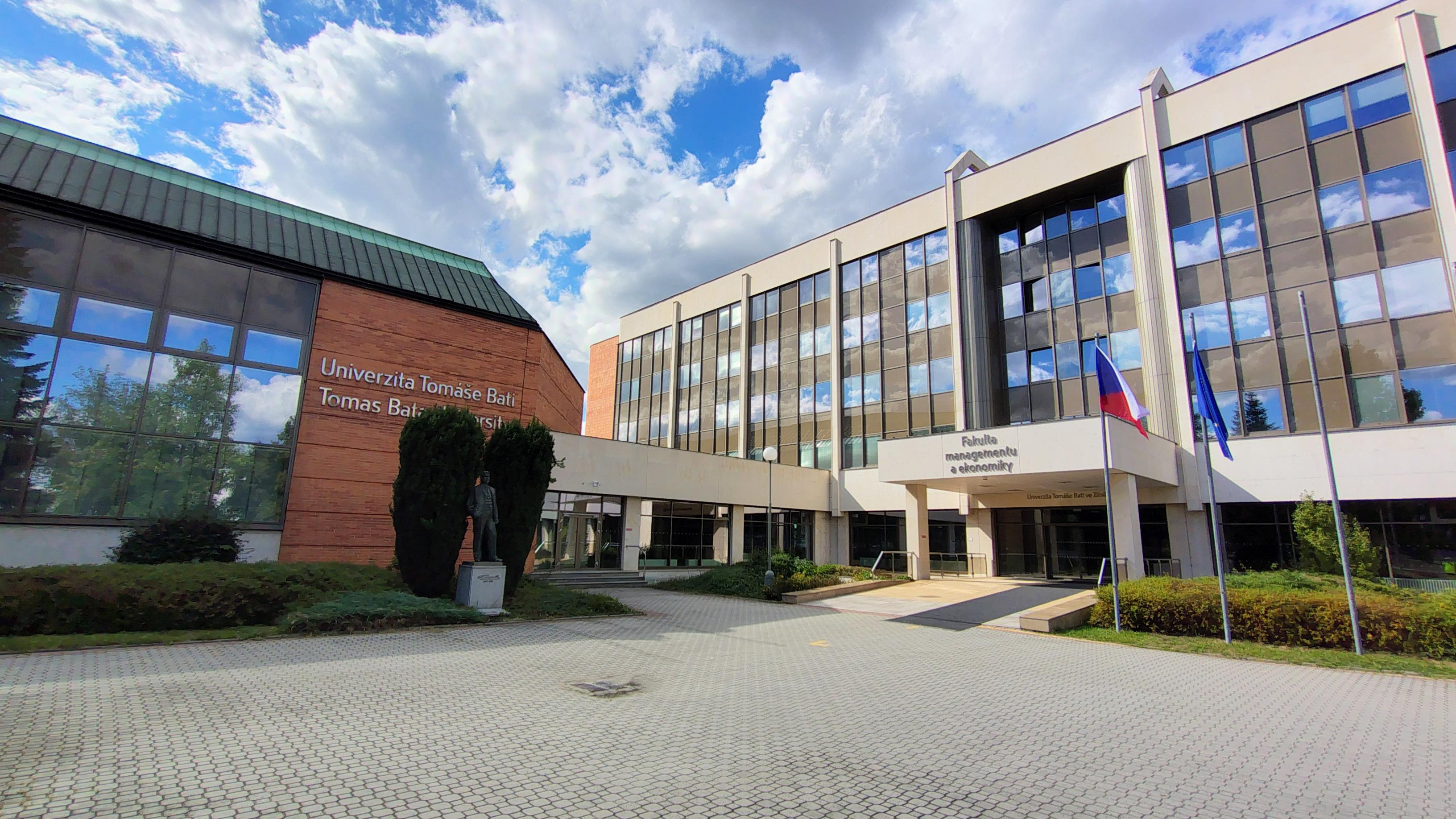 Univerzita Tomáše Bati ve Zlíně - Ústav regionálního rozvoje, veřejné správy a práva Fakulty managementu a ekonomiky