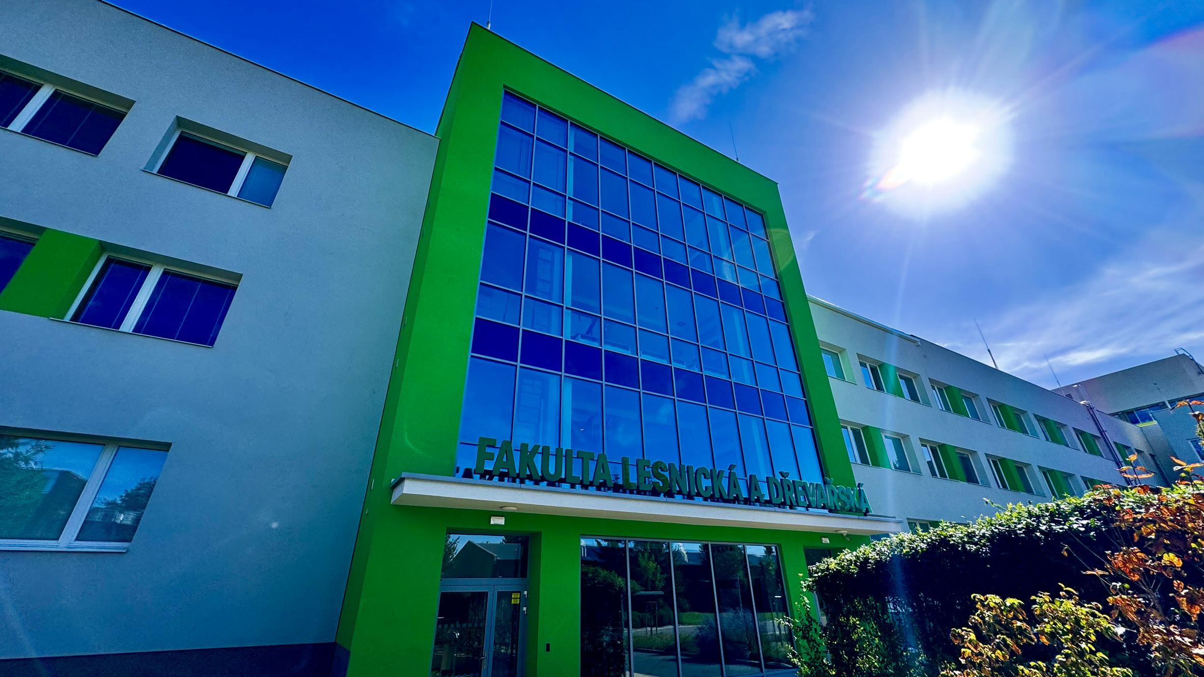 ČZU - Fakulta lesnická a dřevařská foto 3