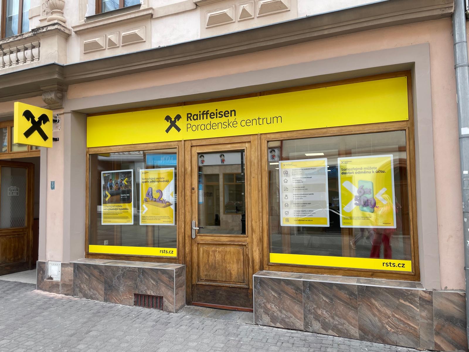 Raiffeisen poradenské centrum foto 3
