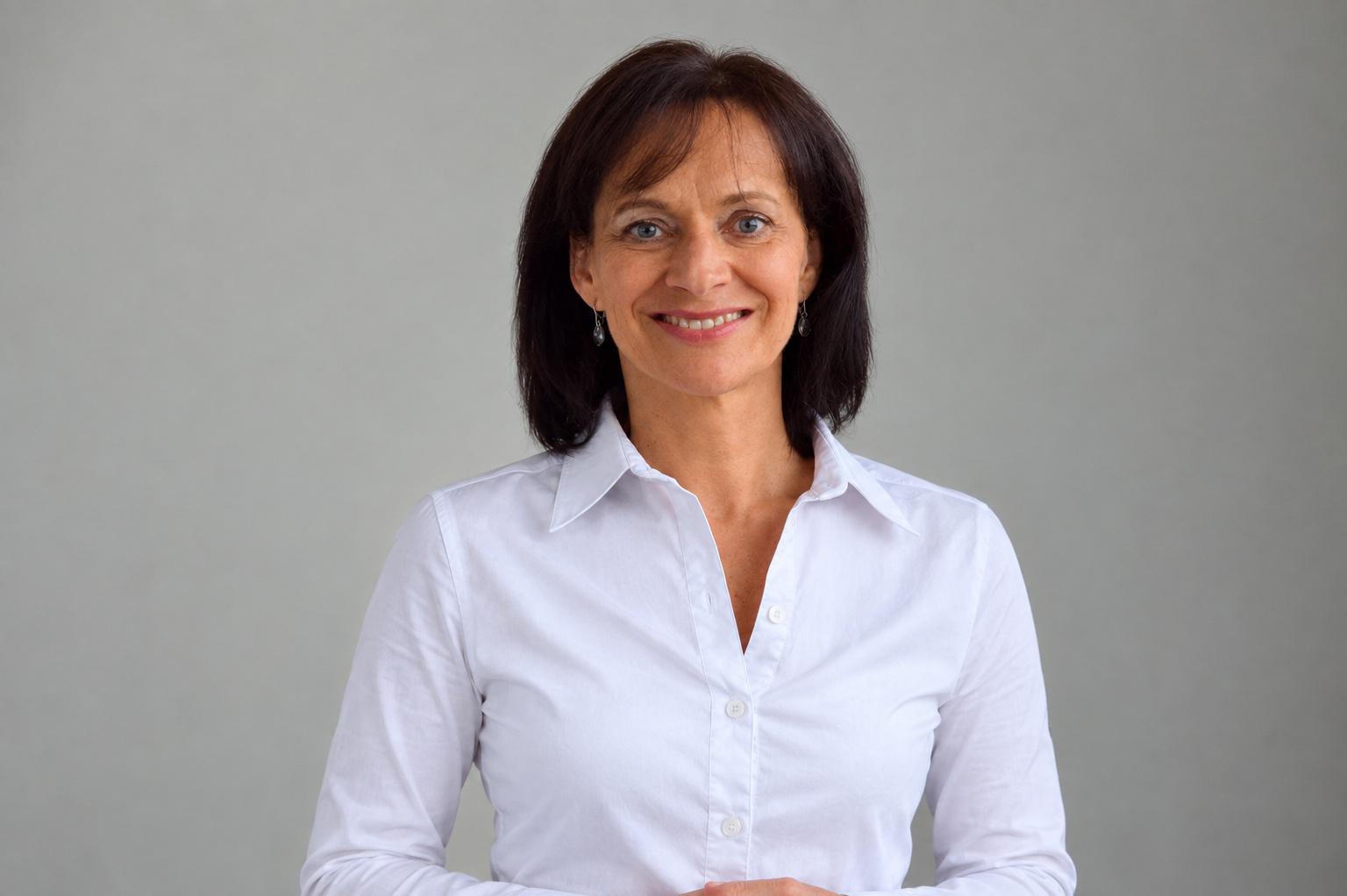 Realitní makléřka - Ivana Luštincová foto 1