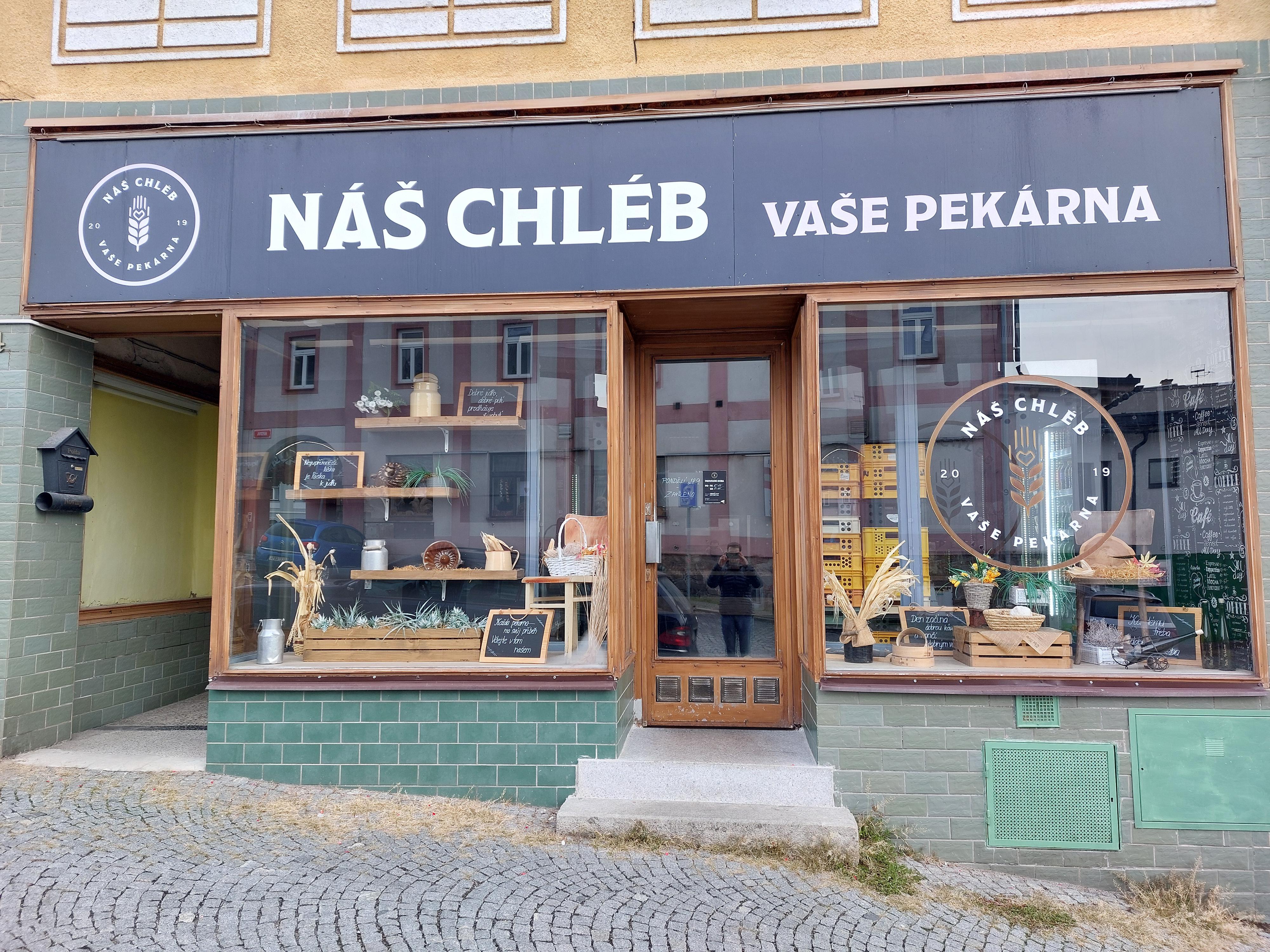 NÁŠ CHLÉB foto 2