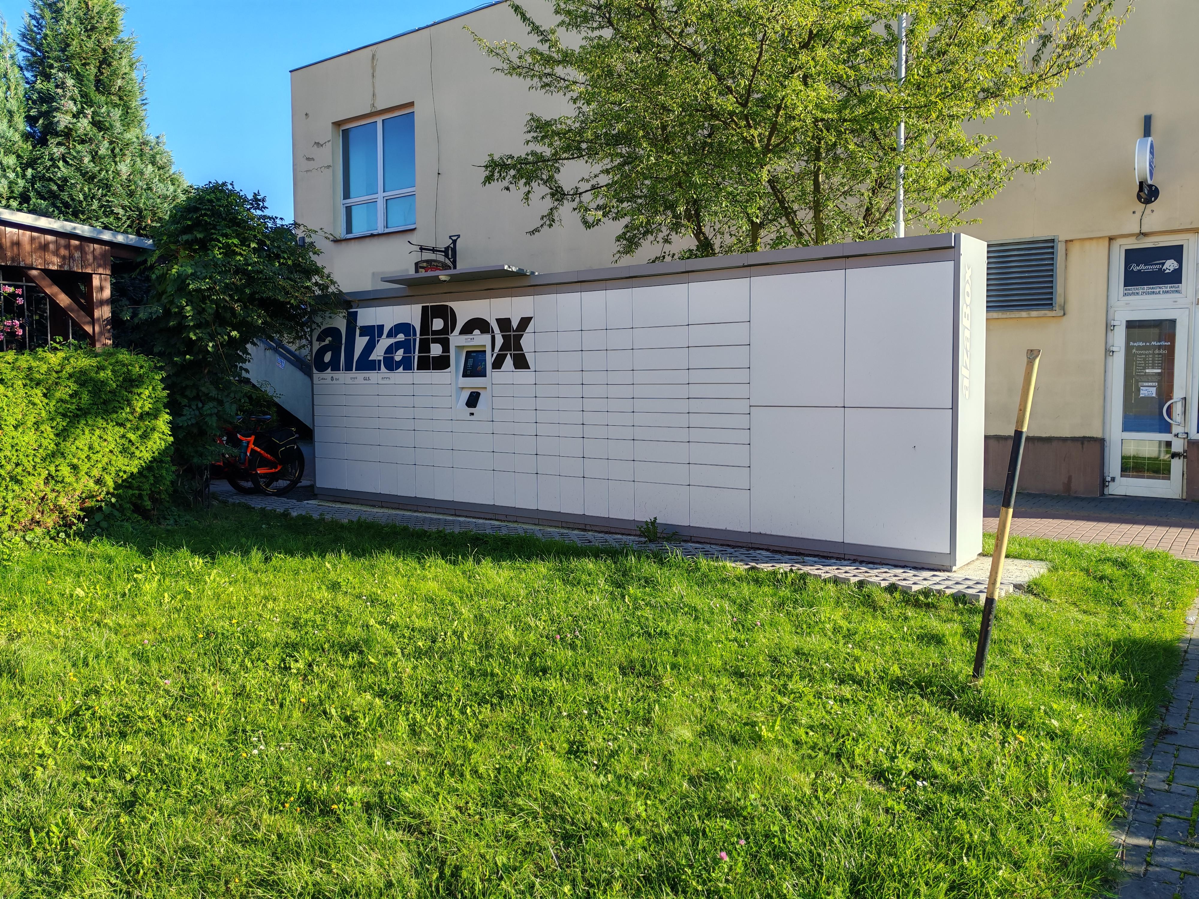 AlzaBox