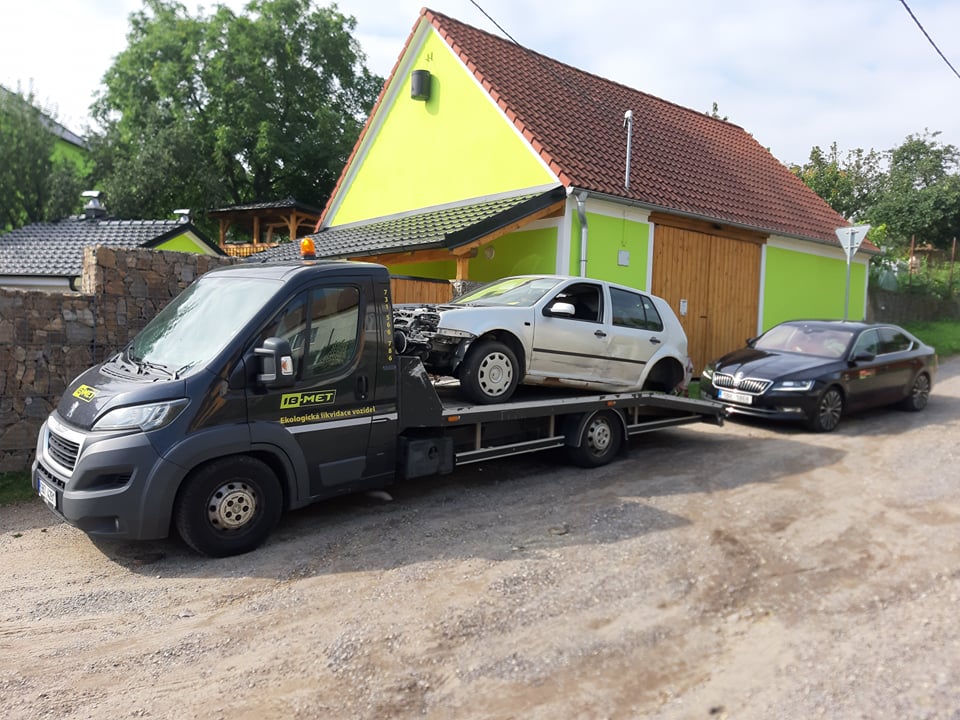 IB-MET s.r.o. Ekologická likvidace vozidel, výkup autovraků, autovrakoviště foto 5