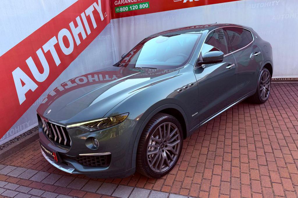 BABÍ LÉTO V AUTOHITECH: Maserati Levante S