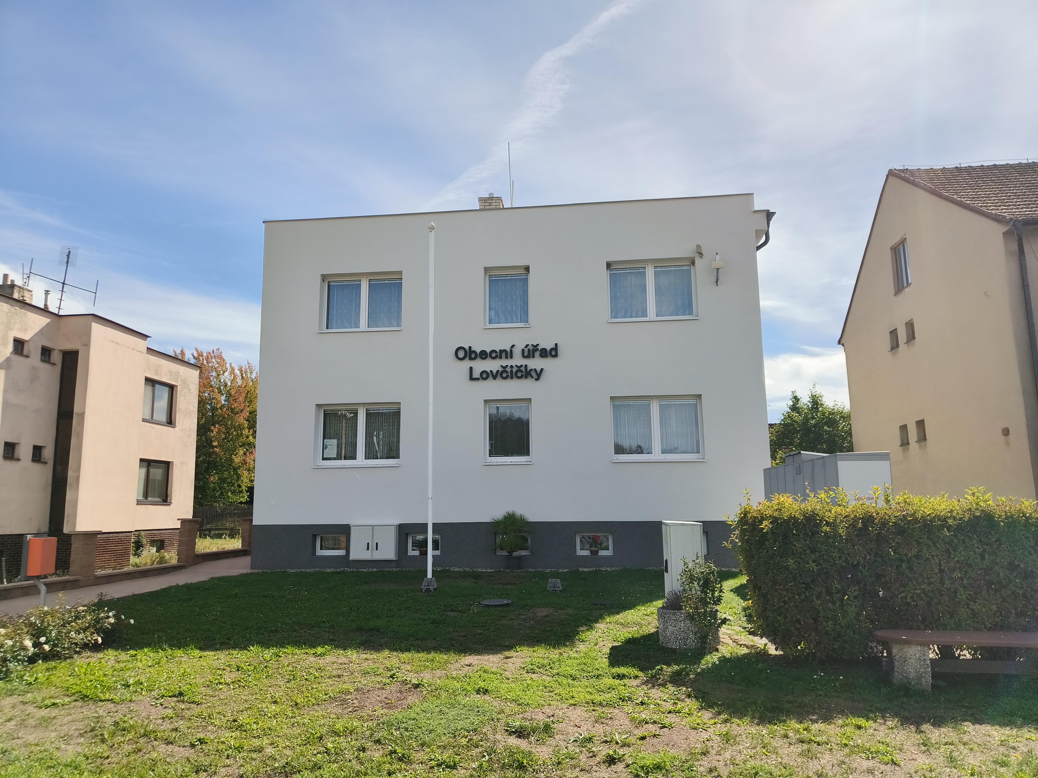 Obecní knihovna Lovčičky