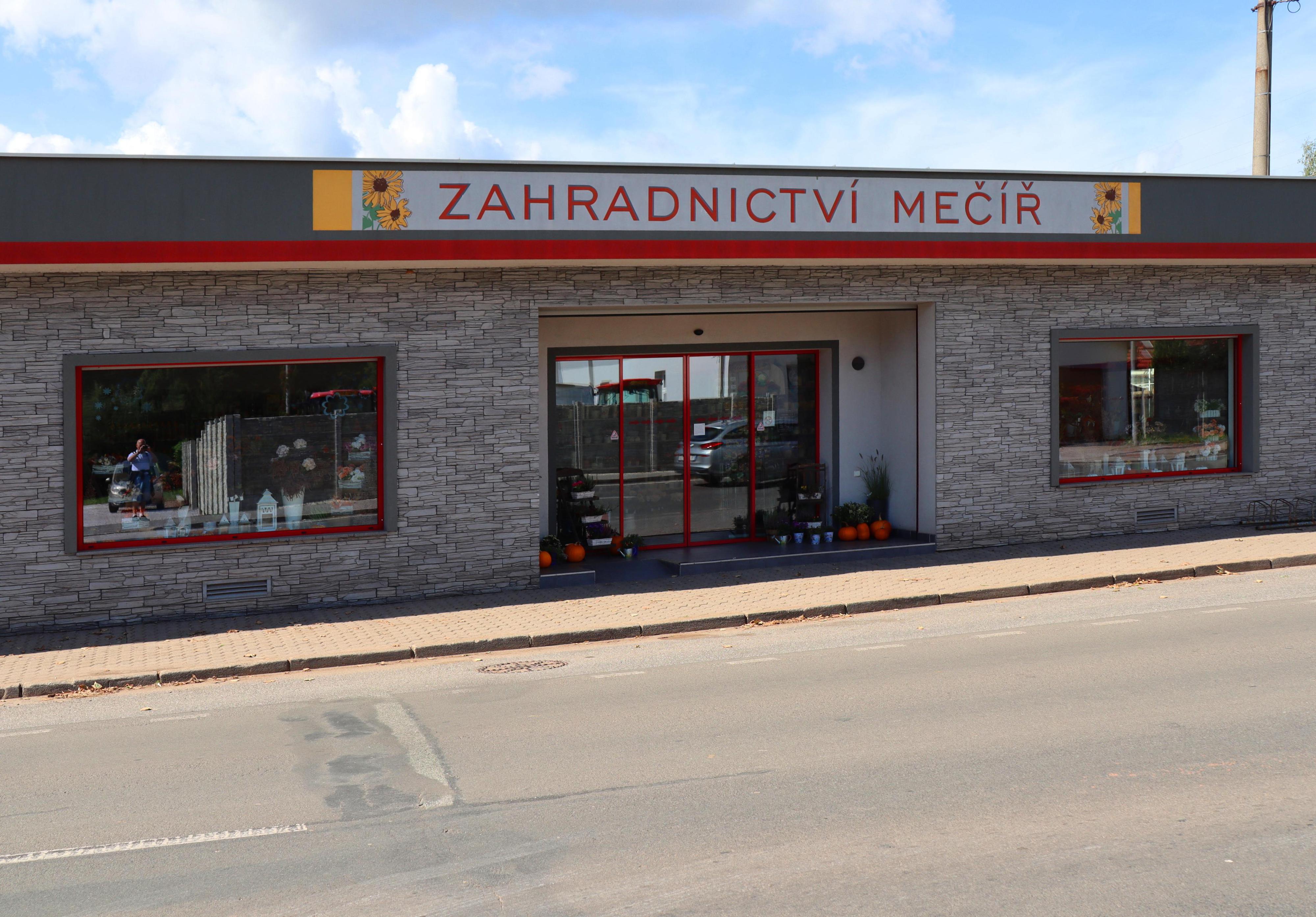 ZAHRADNICTVÍ MEČÍŘ