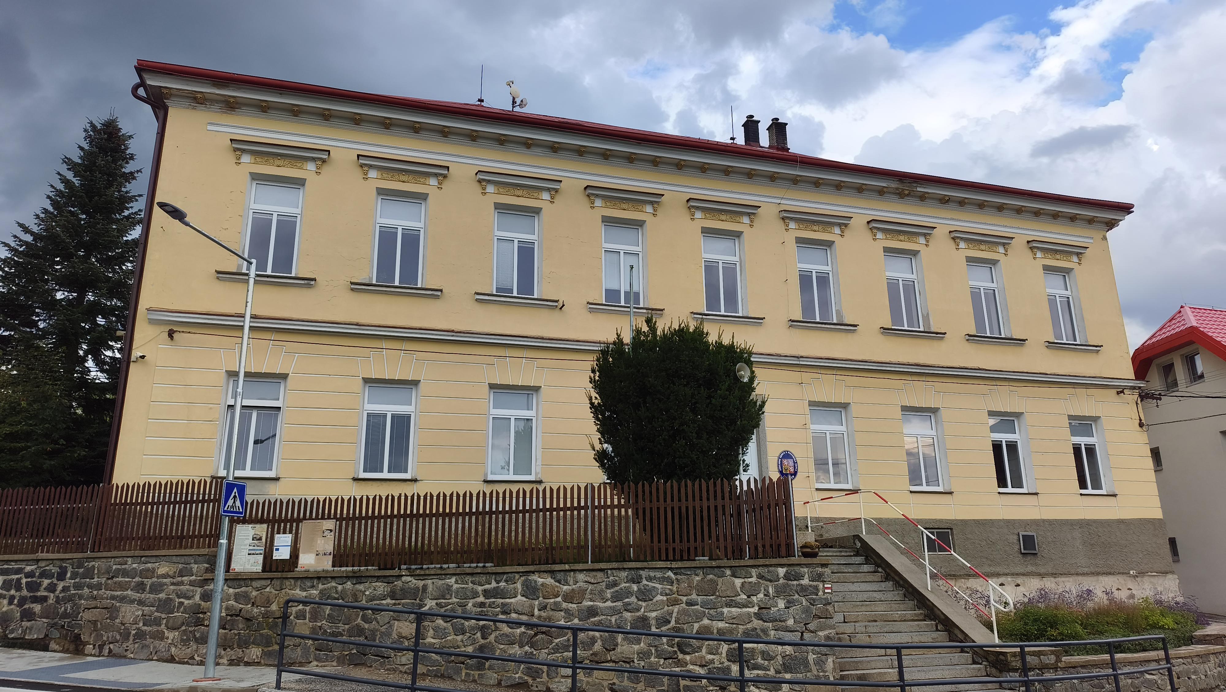 ZŠ a MŠ Miličín okres Benešov foto 4