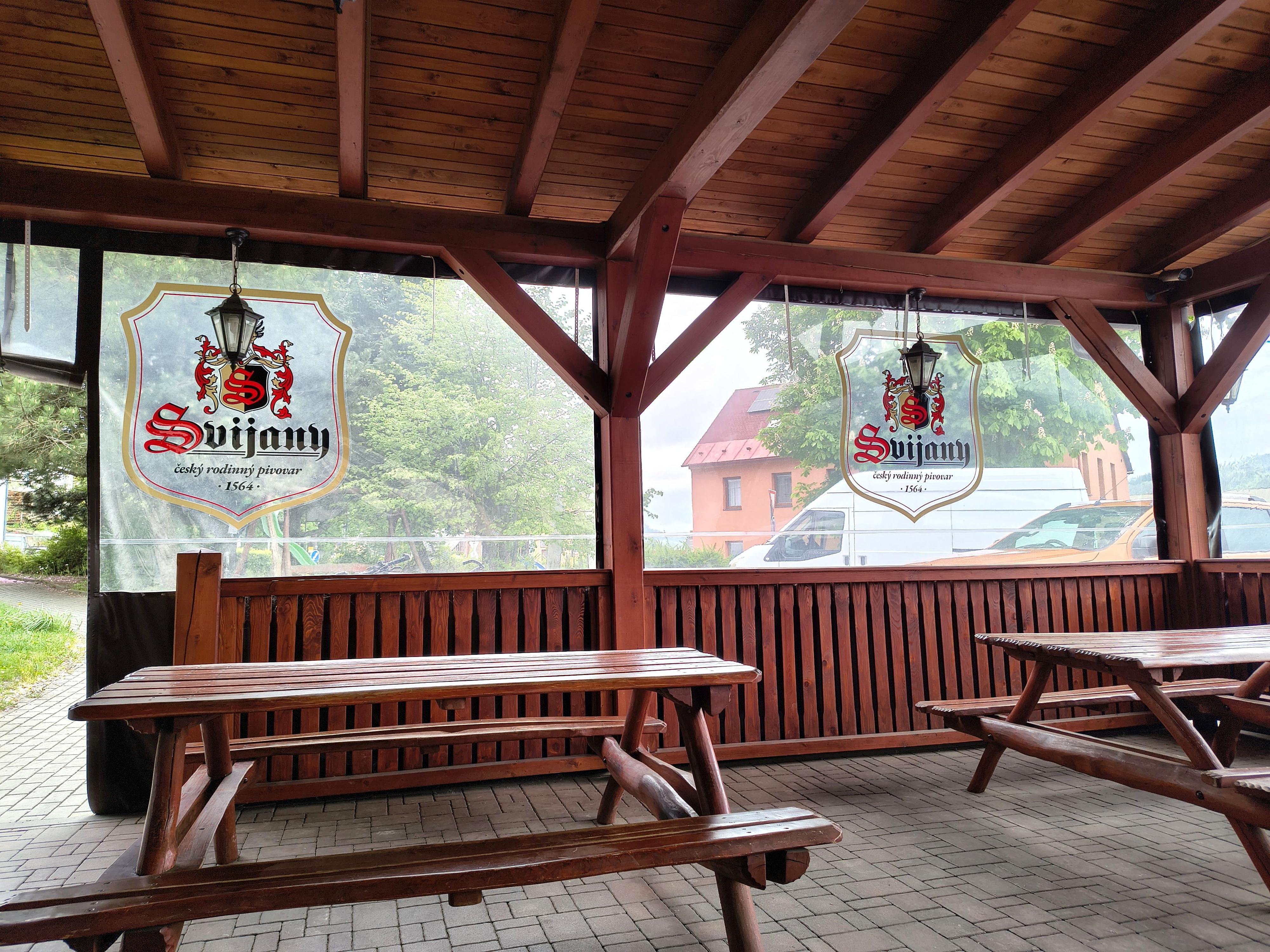 Restaurace Na Křižovatce foto 2
