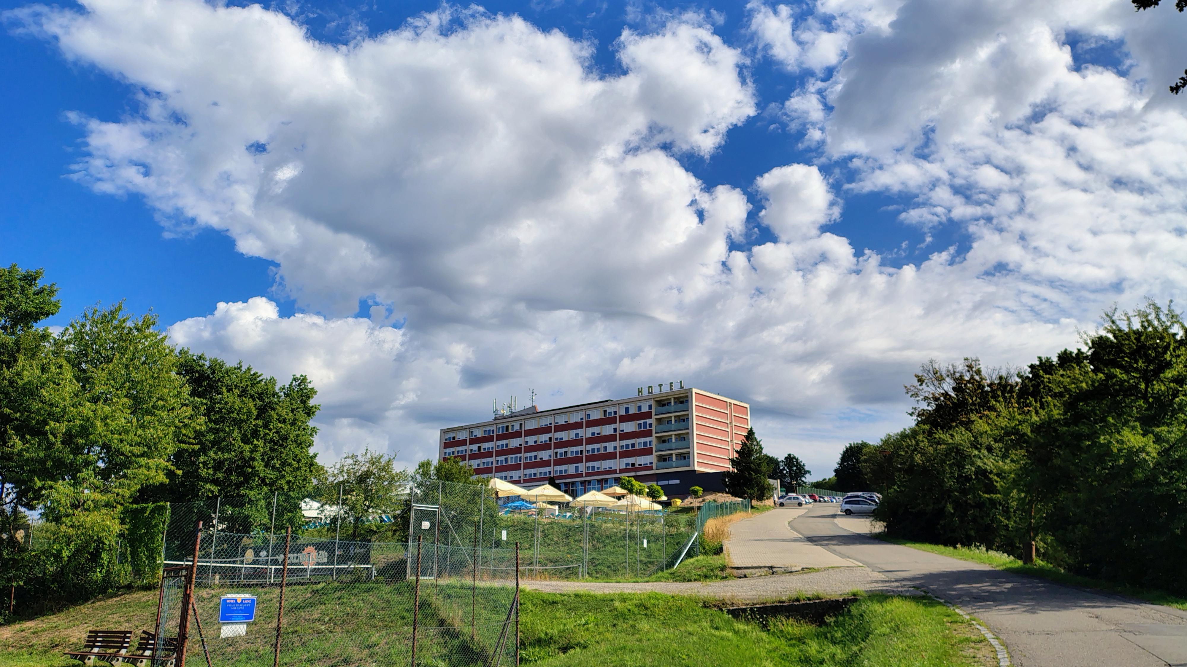 Restaurace Hotel Lázně Kostelec foto 3