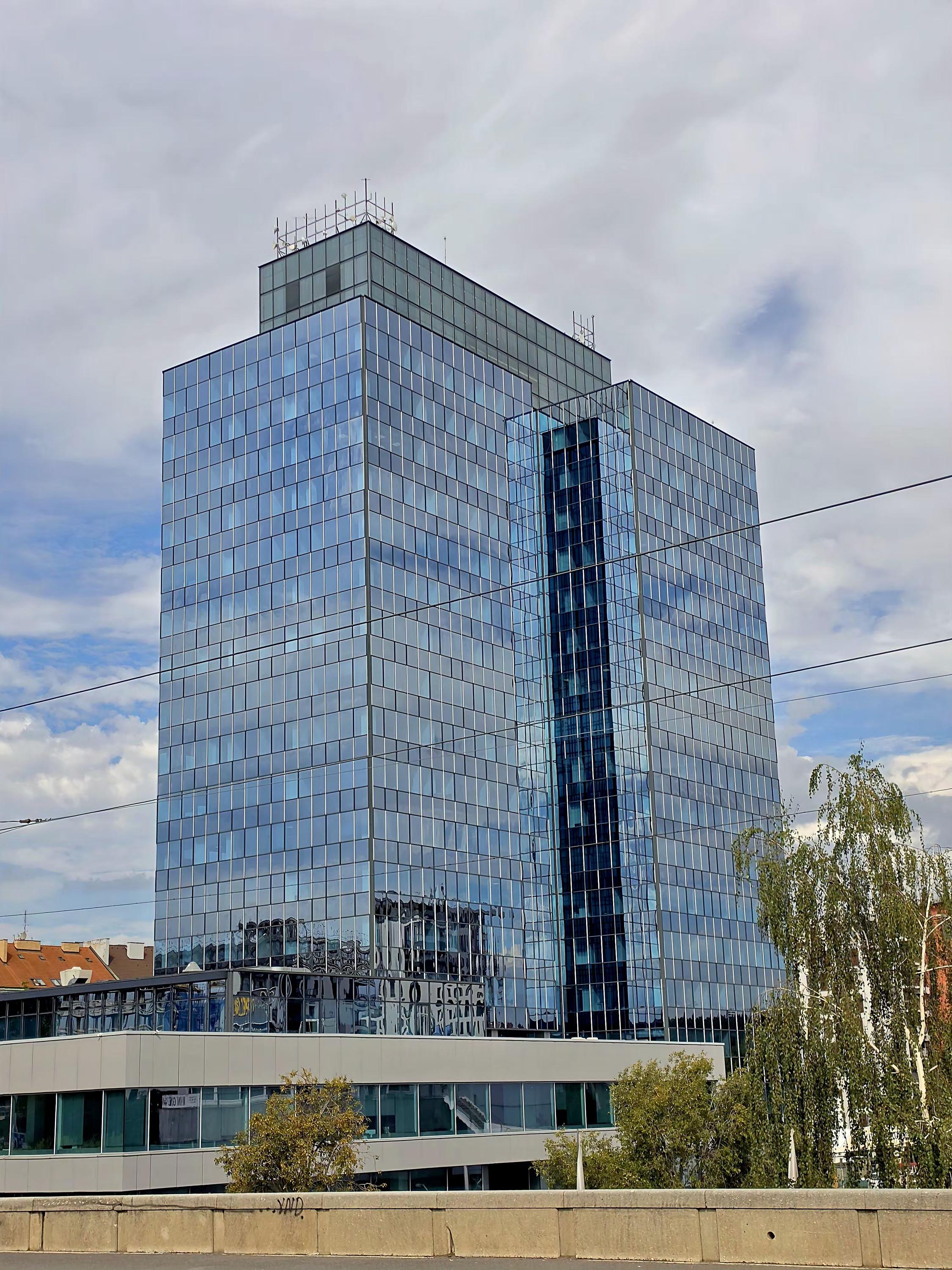 Krajské vojenské velitelství hlavní město Praha foto 3