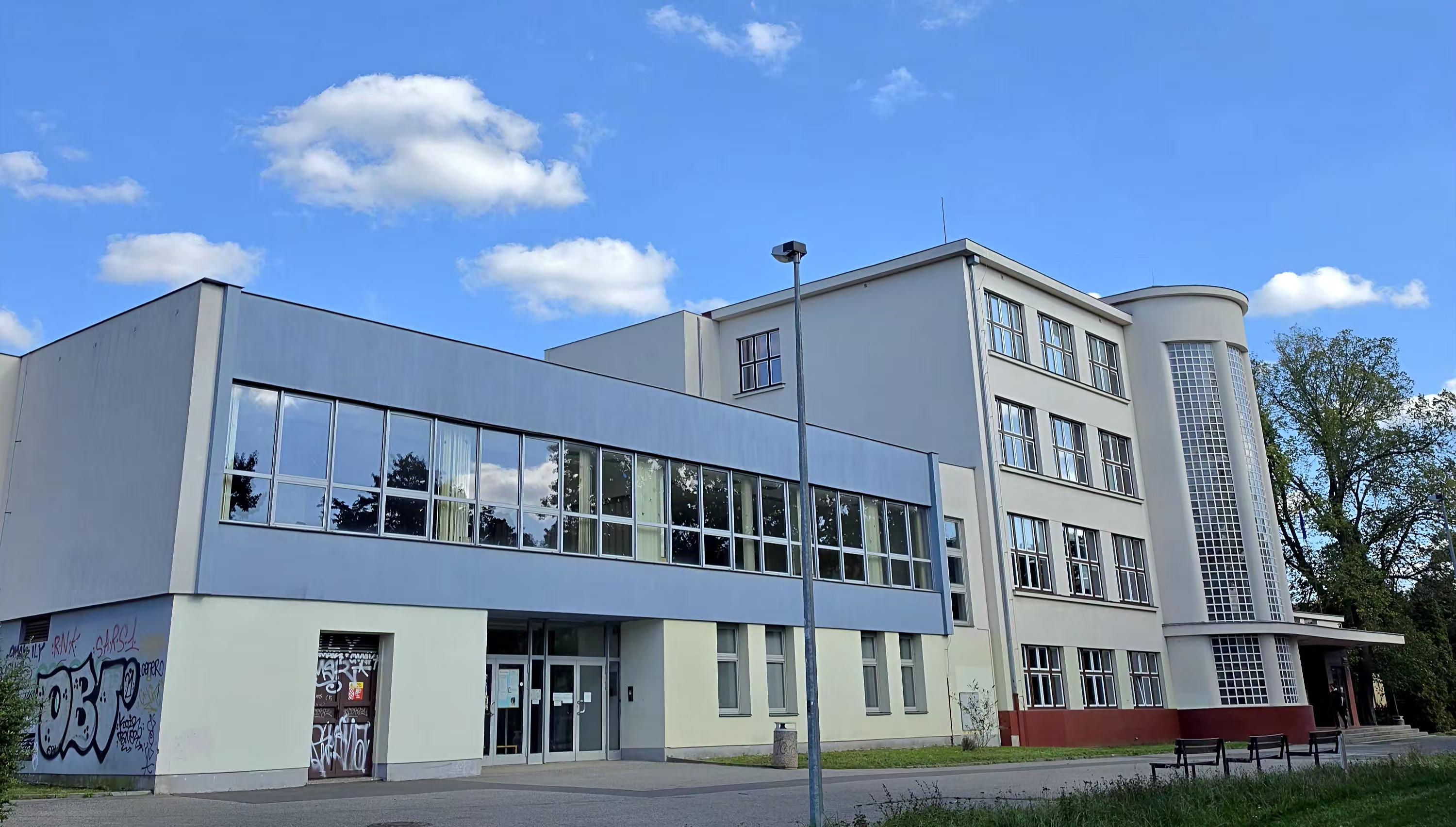 ZŠ T.G. Masaryka Praha 12 foto 5