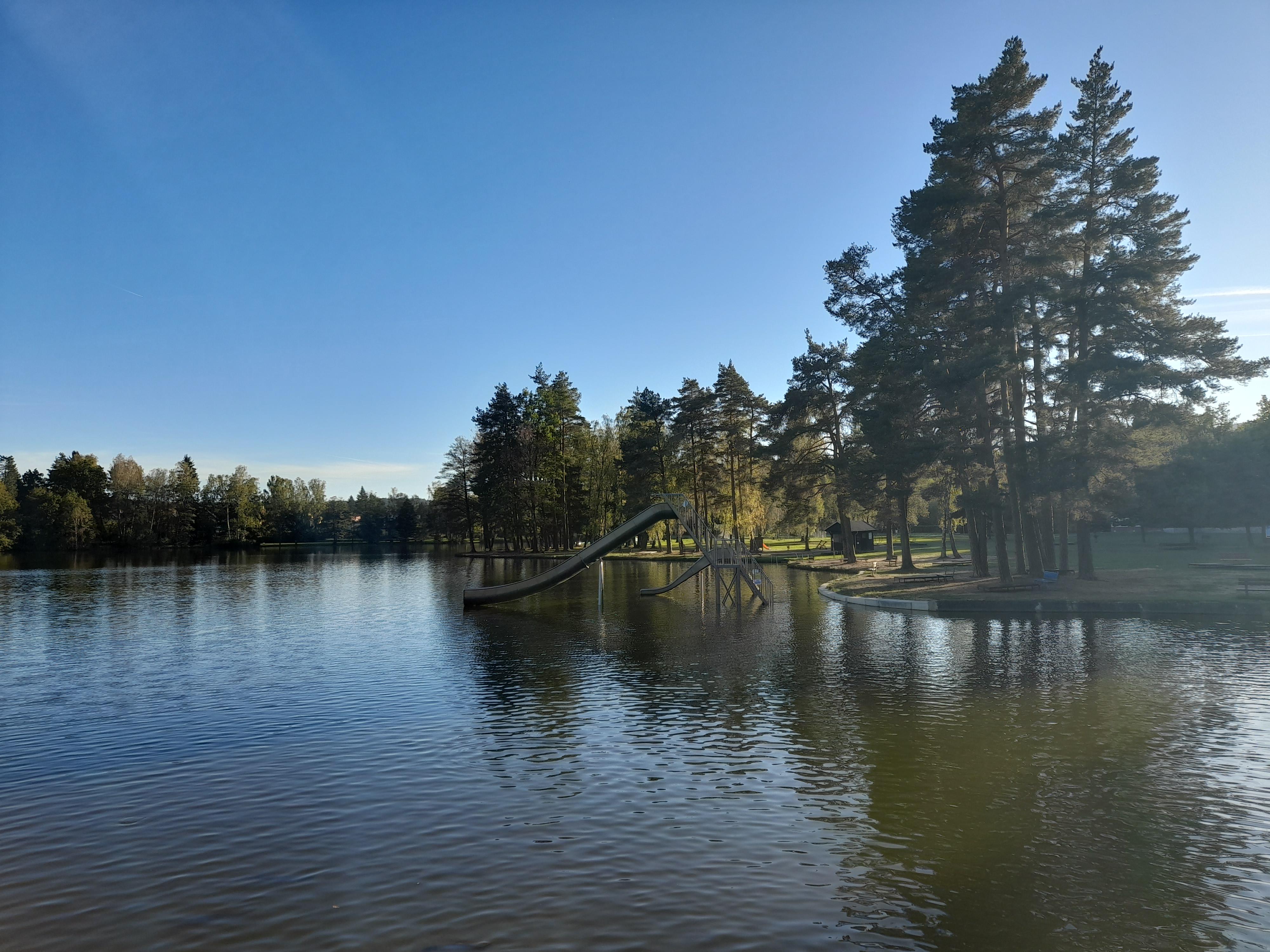 Přírodní koupaliště Babylon foto 6