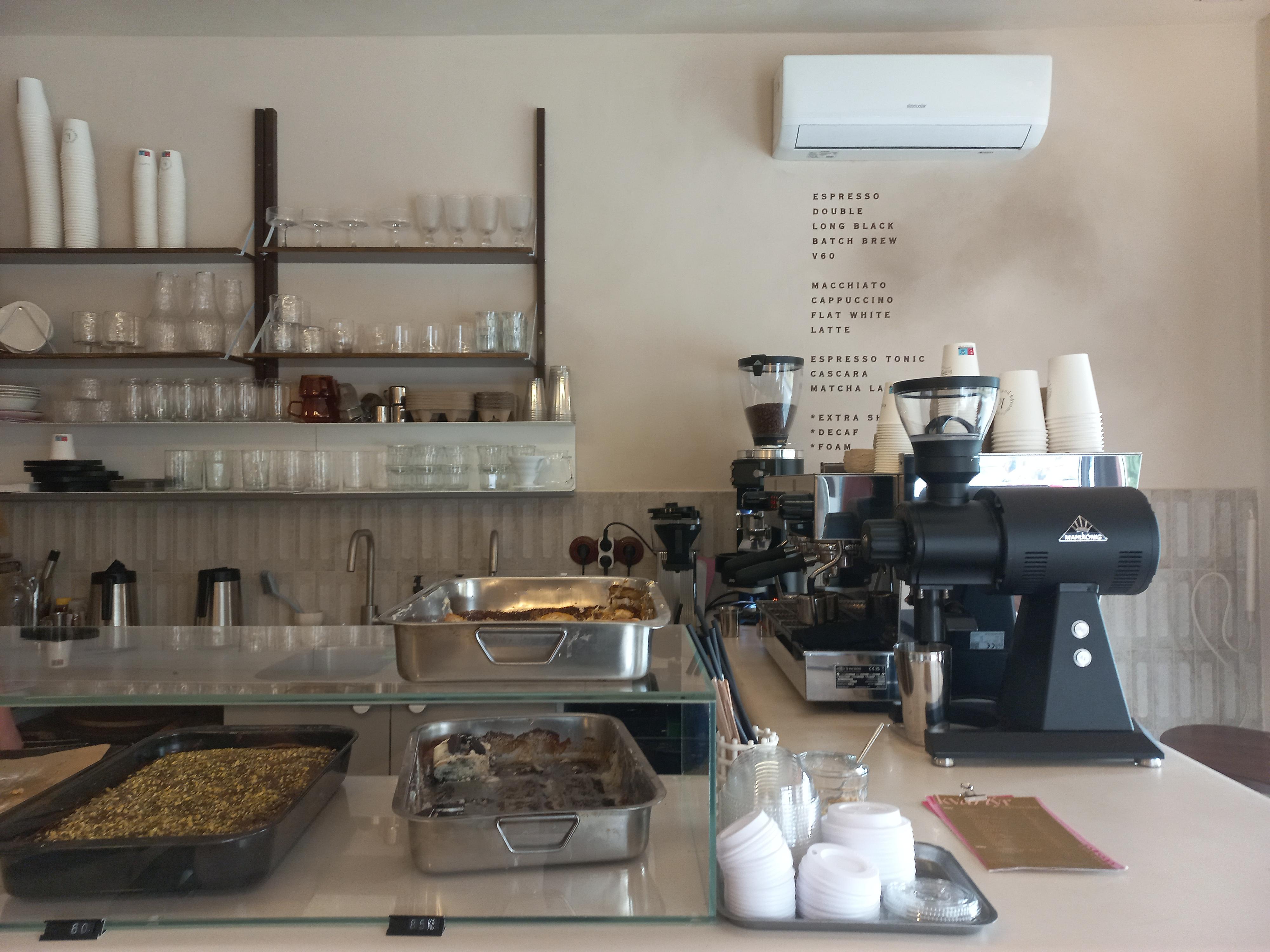 Kvartýr espressobar foto 1