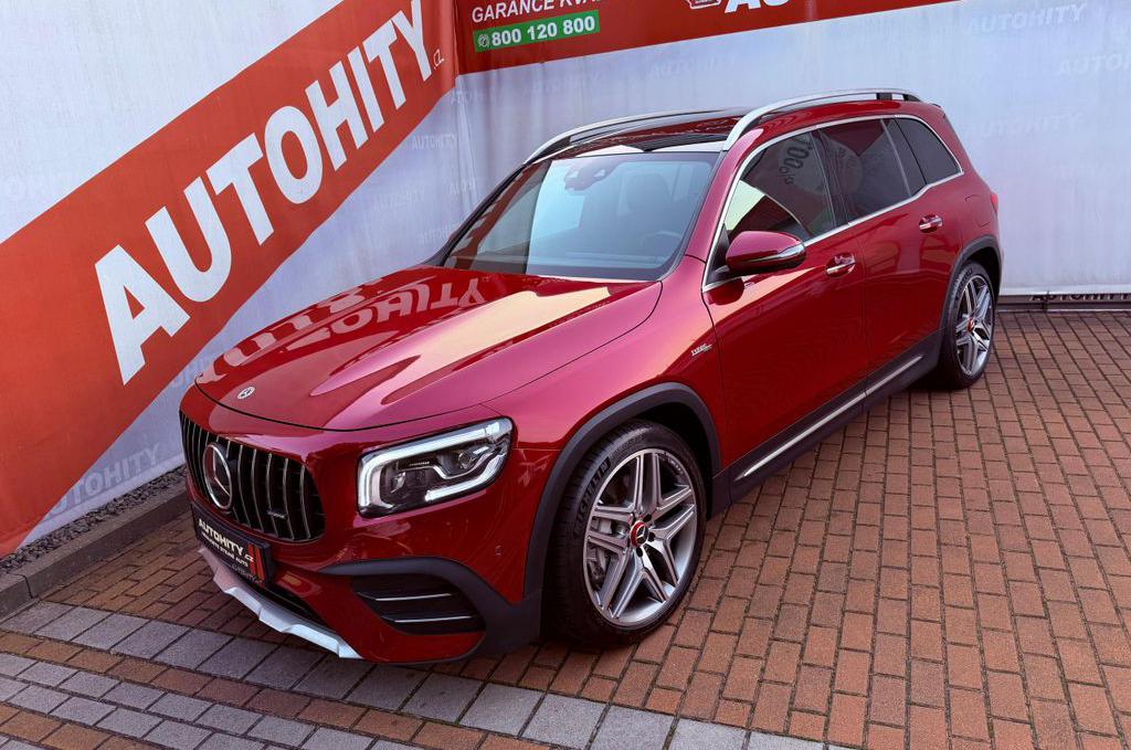 BABÍ LÉTO V AUTOHITECH: Mercedes-Benz GLB 35 AMG