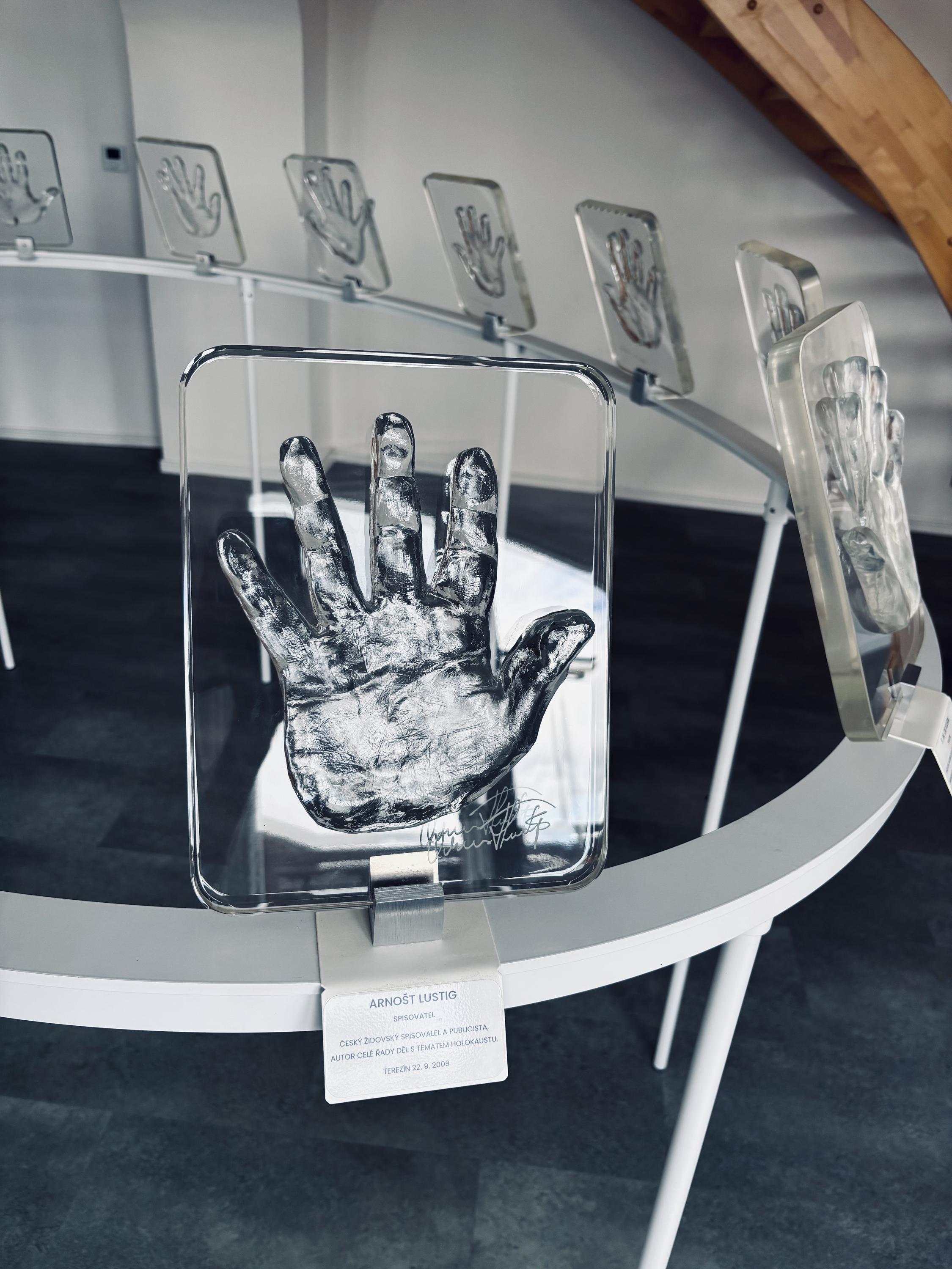 MUSEUM CRYSTAL TOUCH foto 4