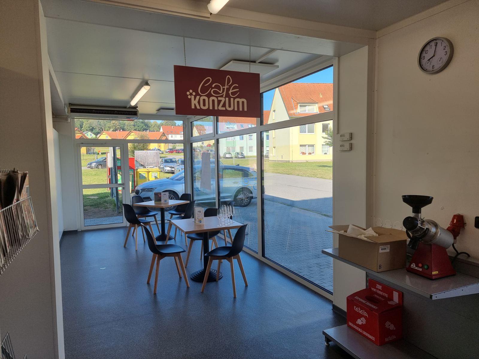 KONZUM 24/7 foto 5
