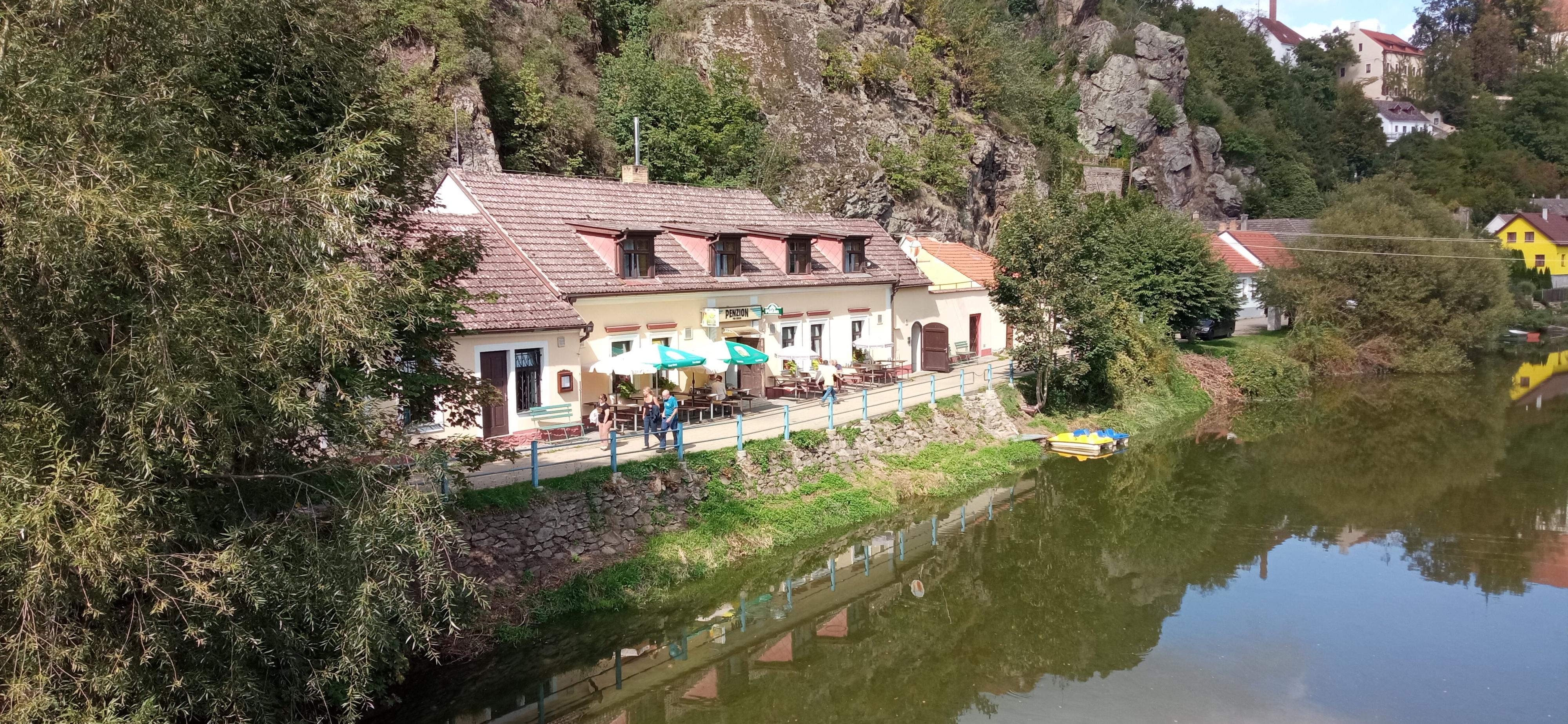 Výčep Pod Skalou foto 3