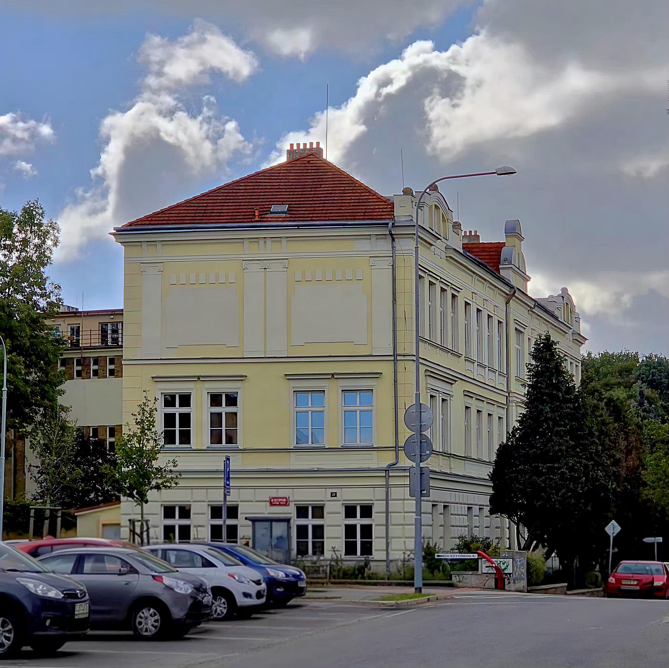 Bezpečnostně právní akademie, , střední škola, s.r.o. foto 4