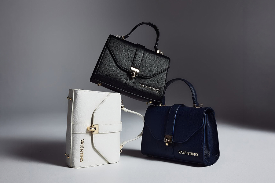 - 30% na Valentino