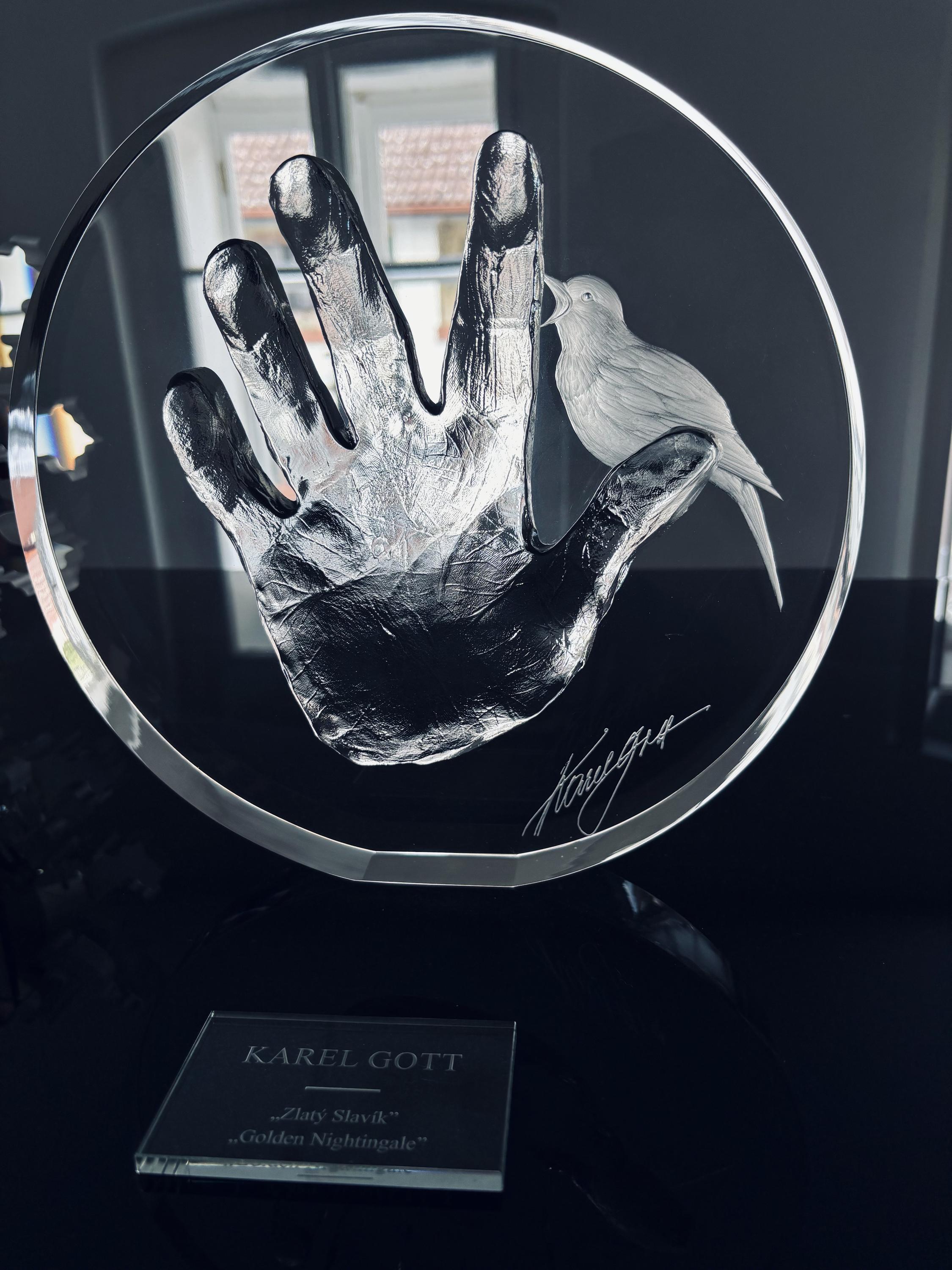 MUSEUM CRYSTAL TOUCH foto 2