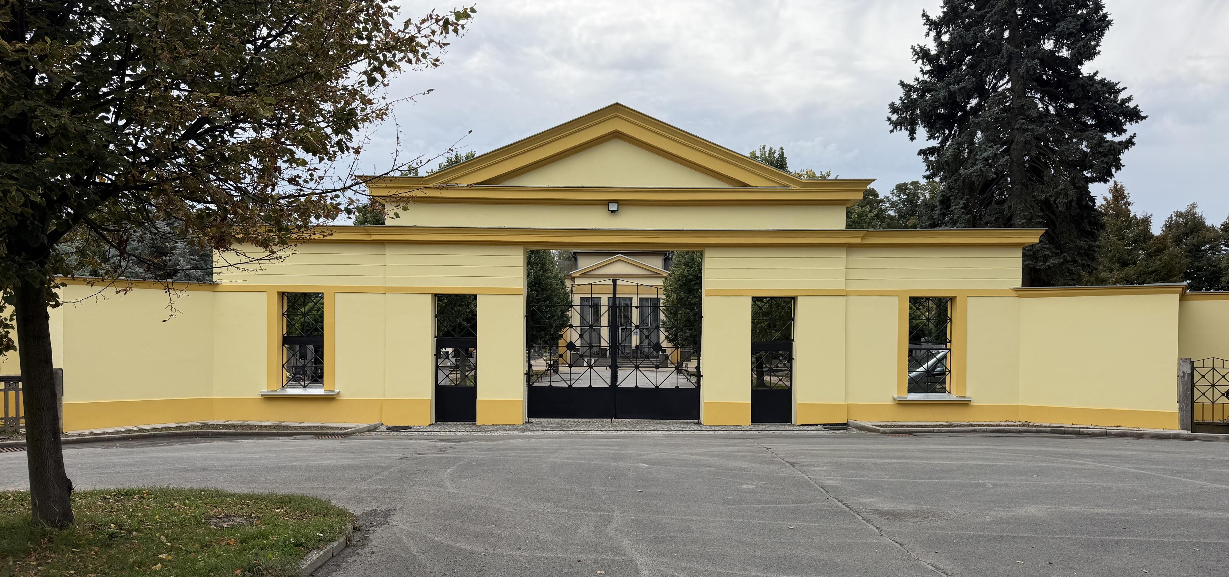 Smuteční síň LITOVEL | Hřbitov foto 3