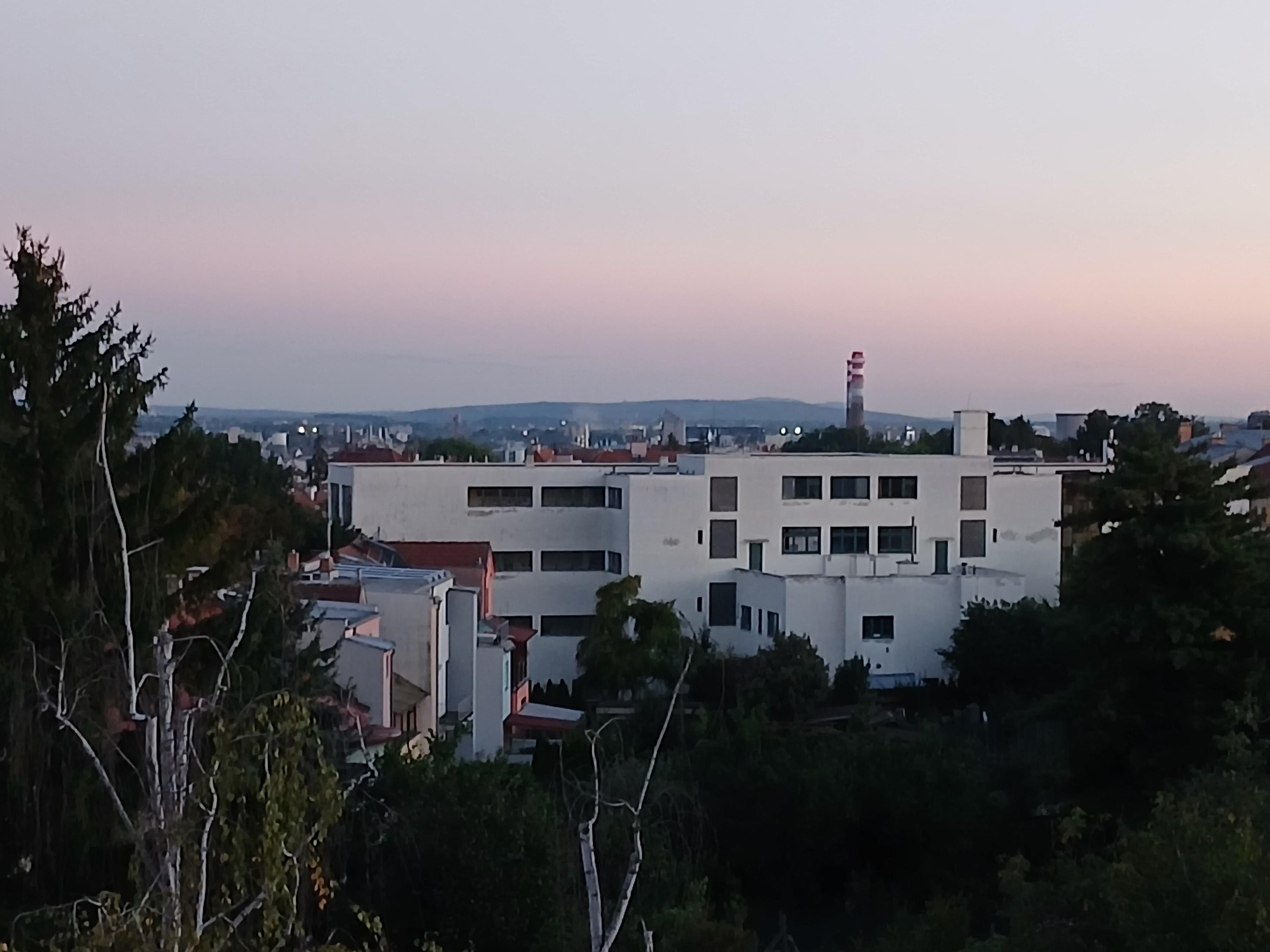 Masarykova ZŠ a MŠ Brno, Zemědělská foto 2