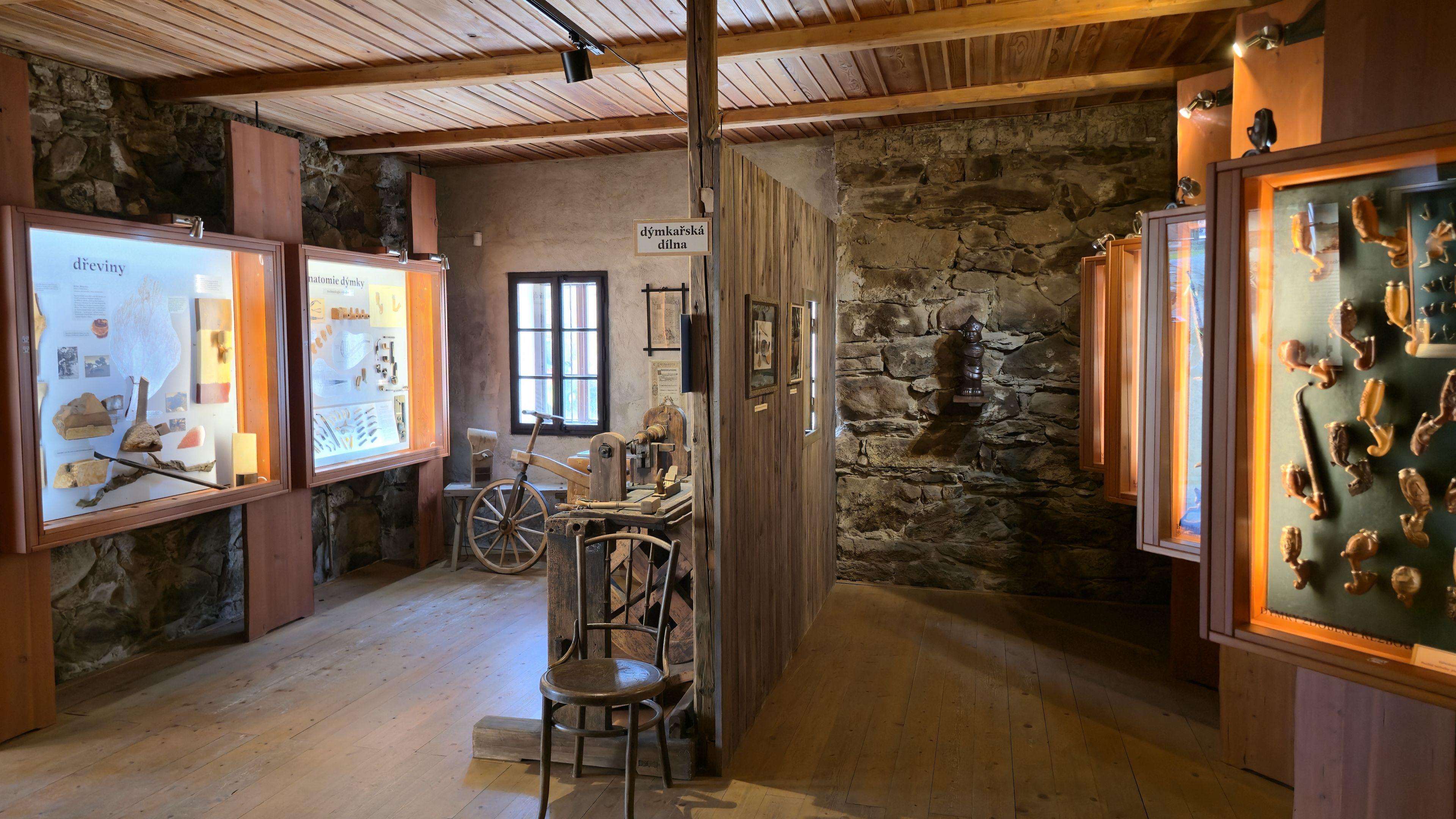 Muzeum Dýmek foto 3