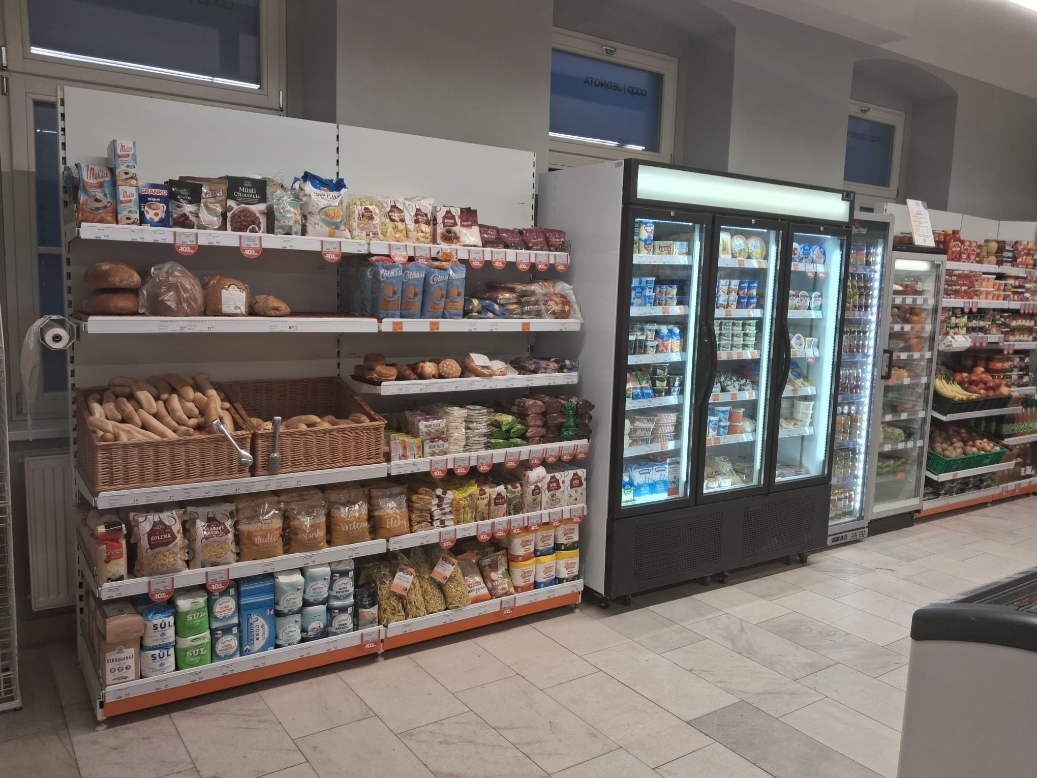 Potraviny COOP JEDNOTA foto 3
