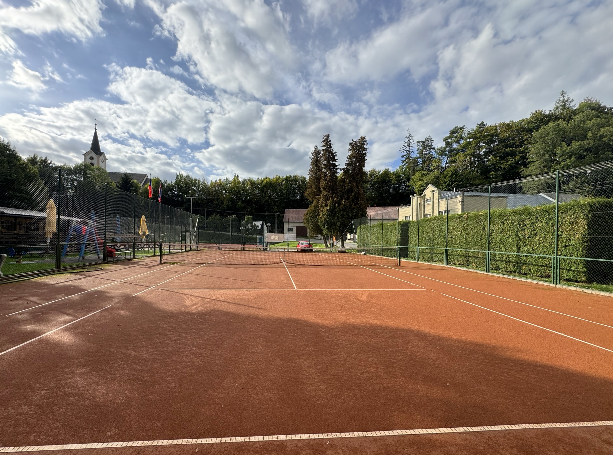 Tenis Líšnice – Antukový kurt
