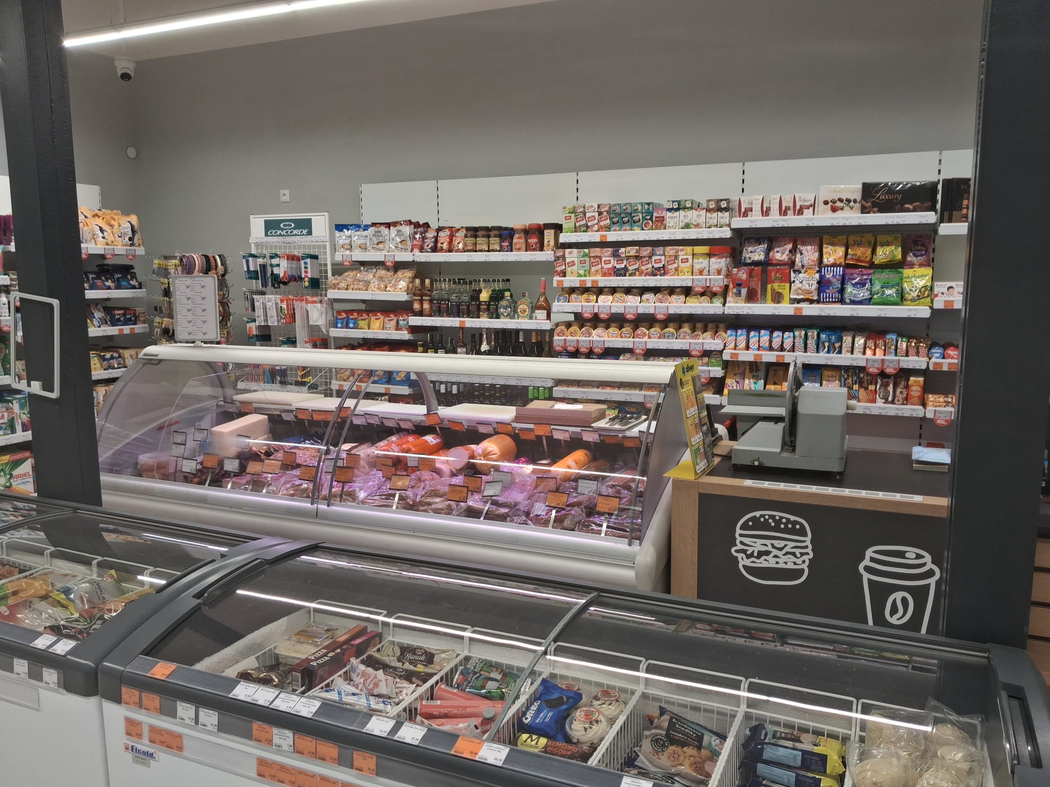 Potraviny COOP JEDNOTA foto 5