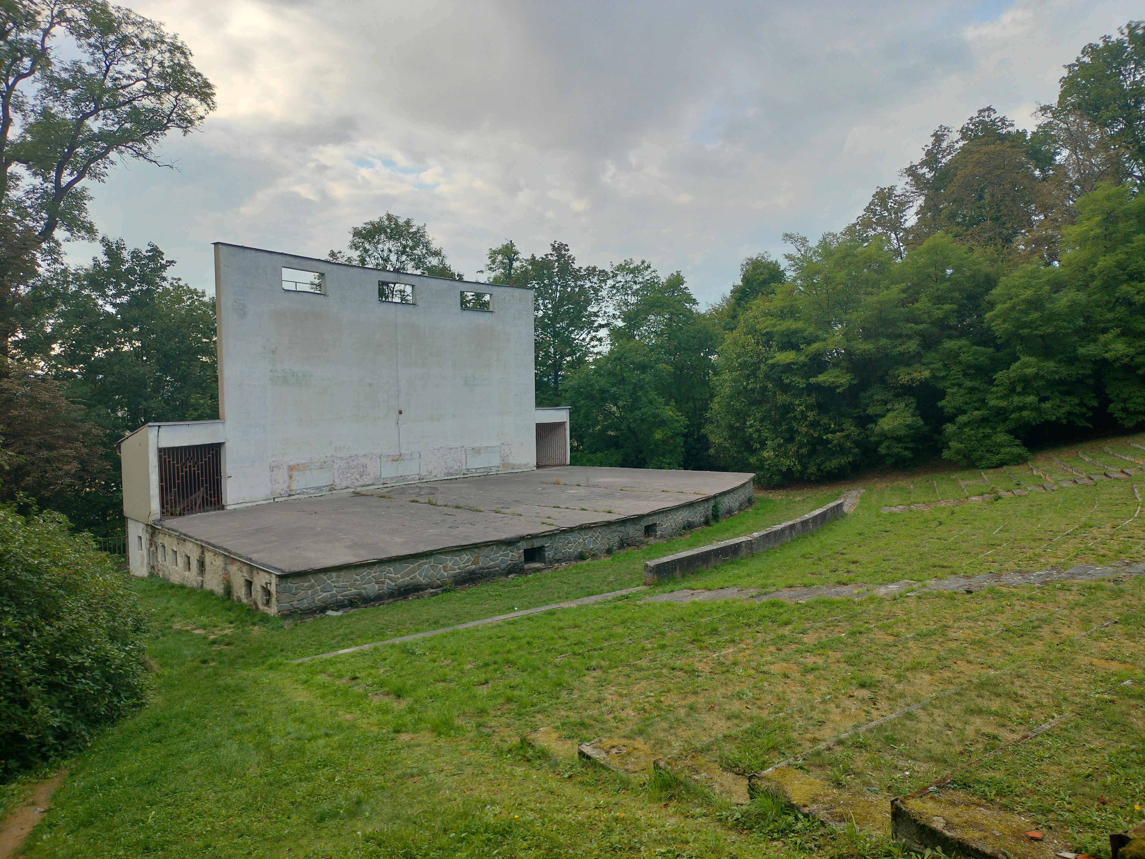 Letní kino Pod hvězdami foto 2