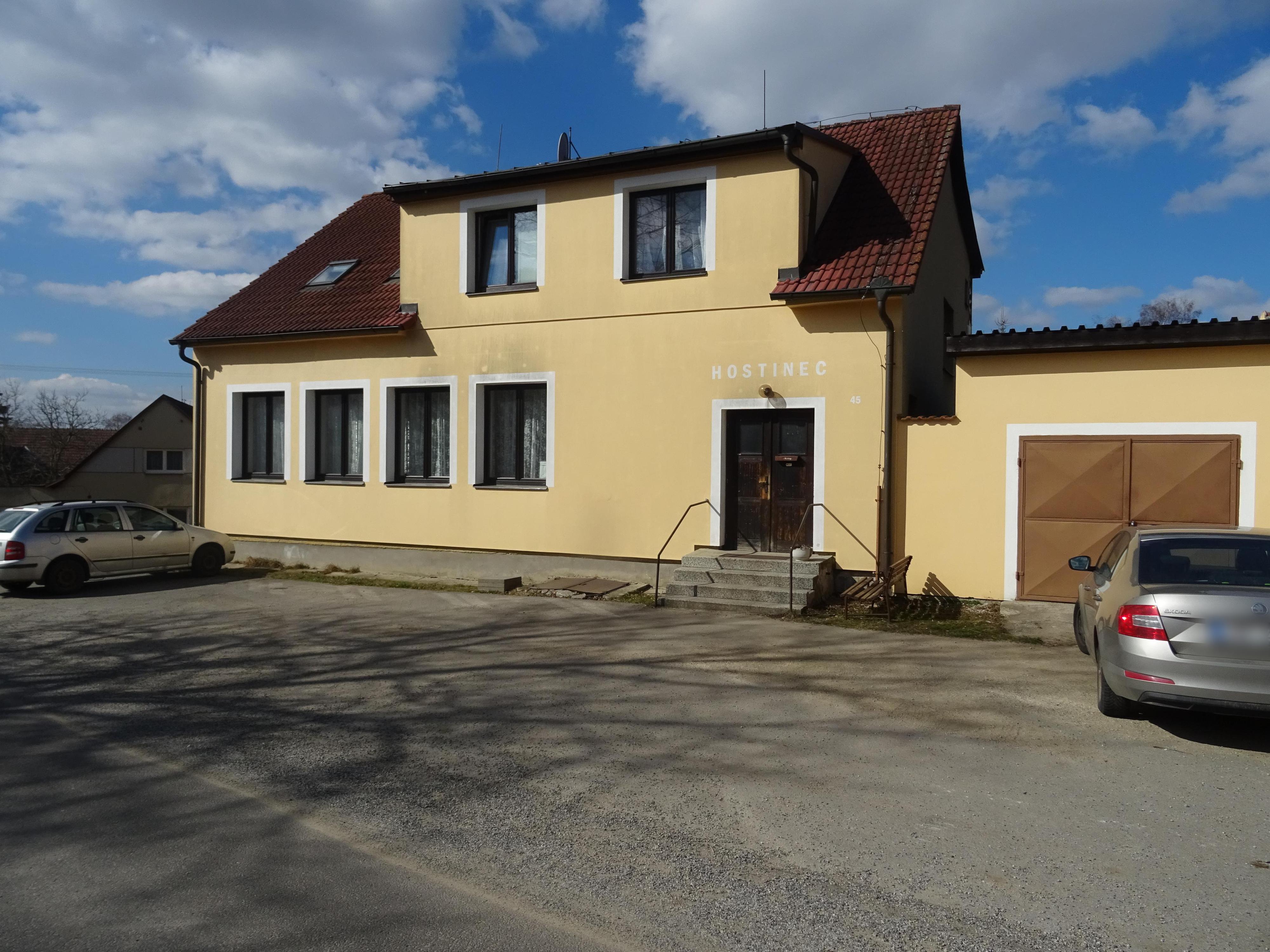 Hostinec Vícemil