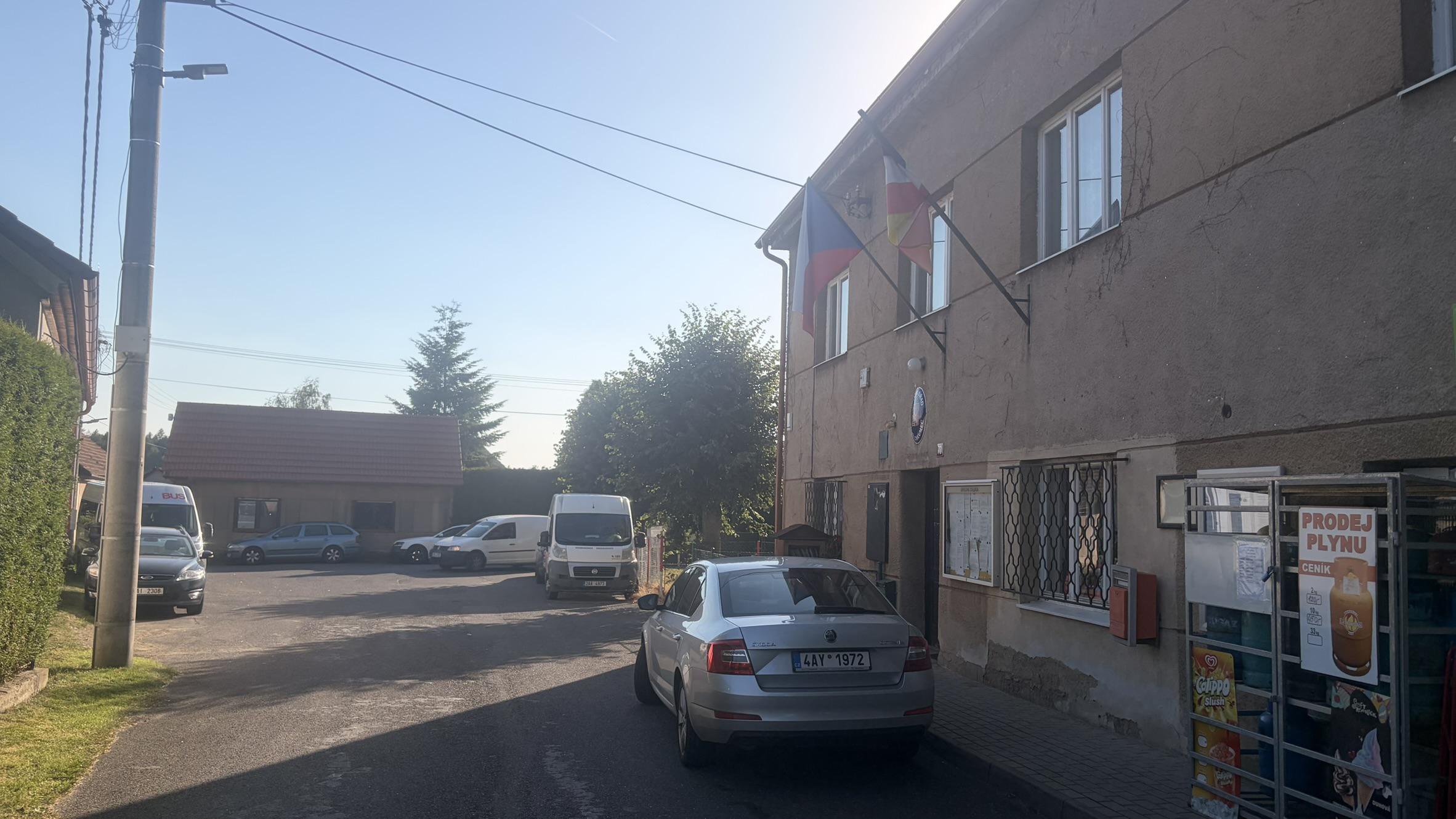 Velký Chlumec - obecní úřad foto 5