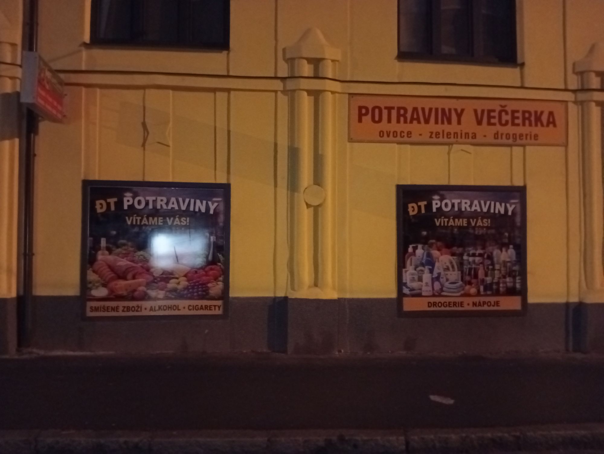 Večerka Koperníkova foto 1