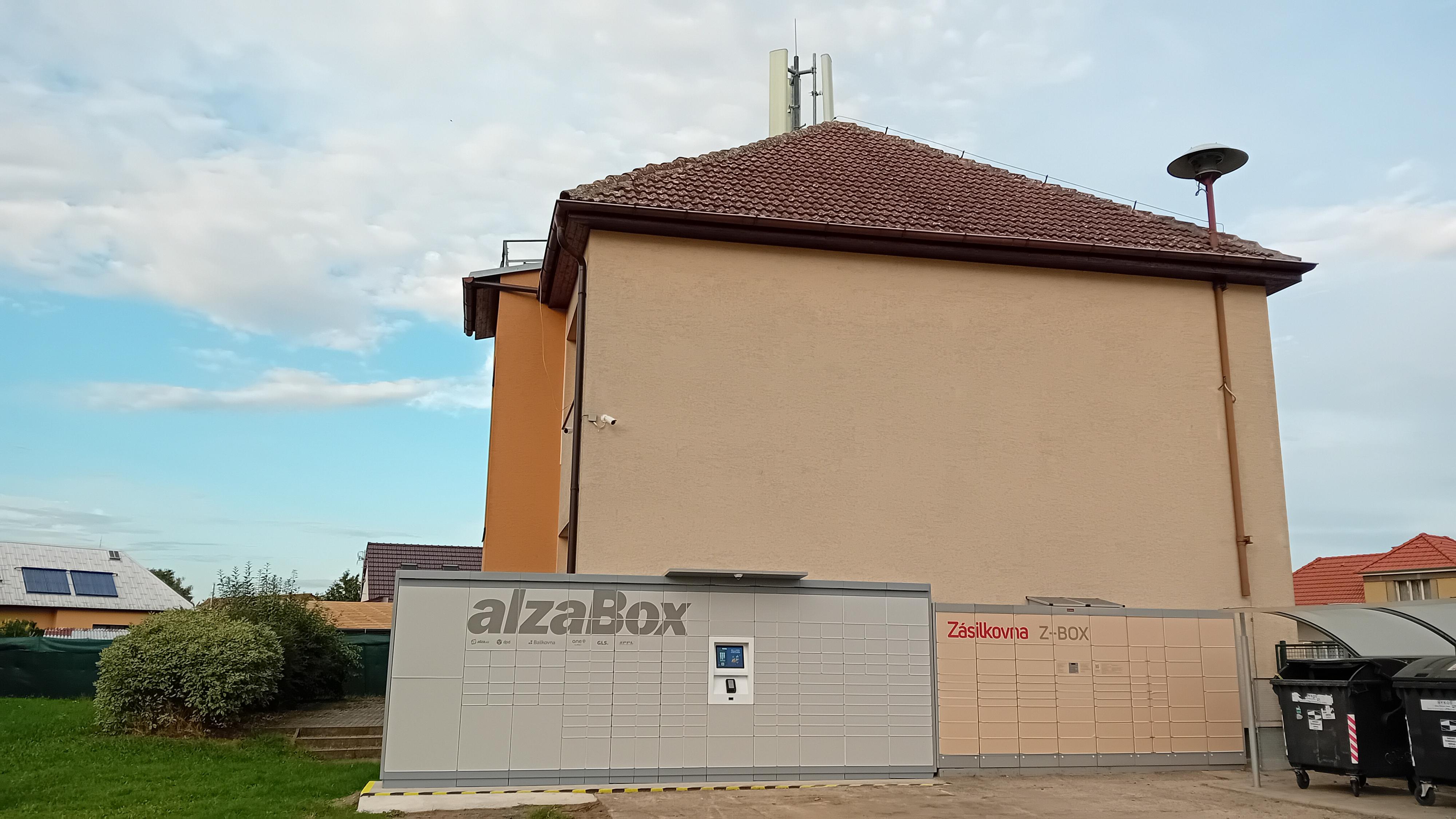 AlzaBox