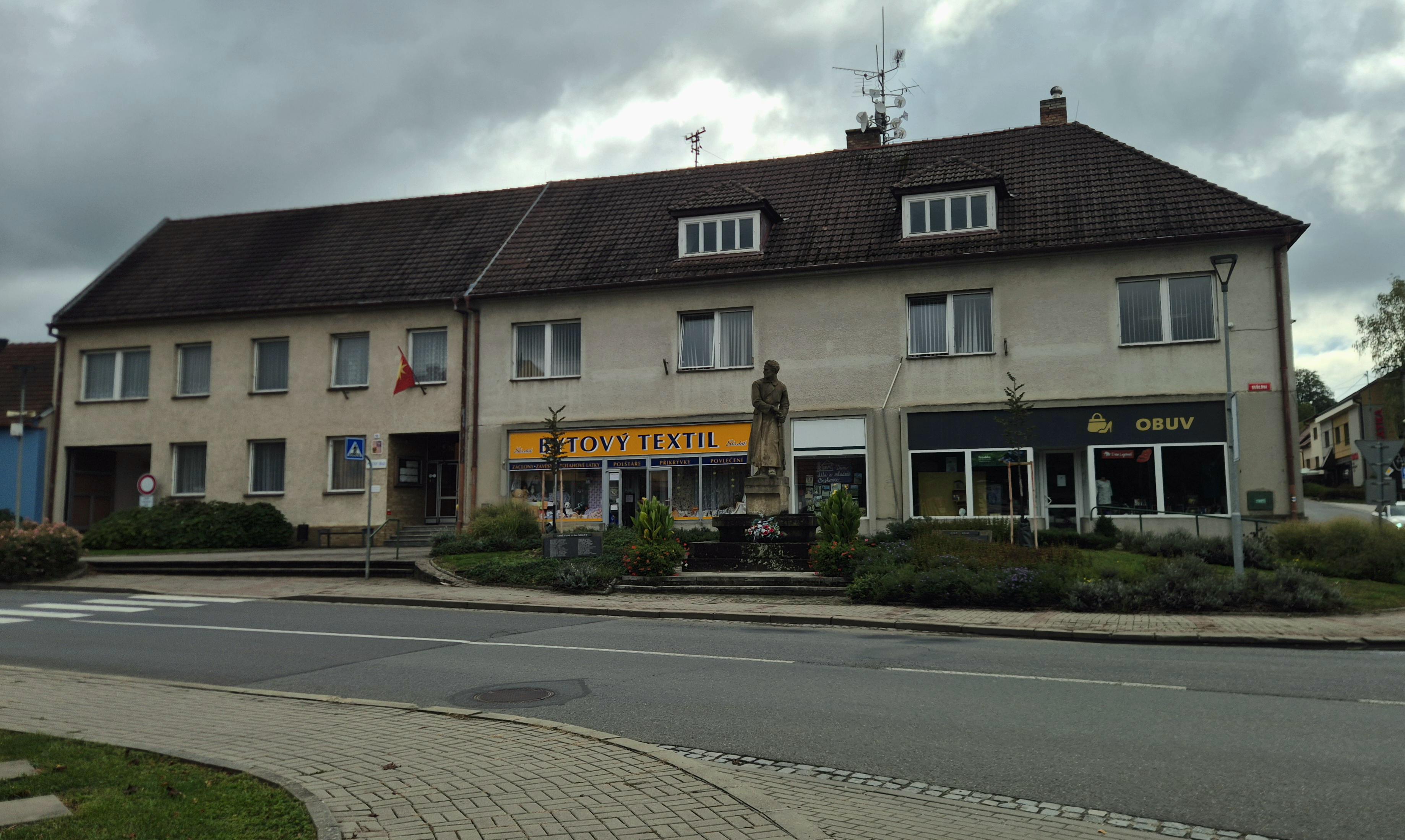 Bojkovice - městský úřad foto 3