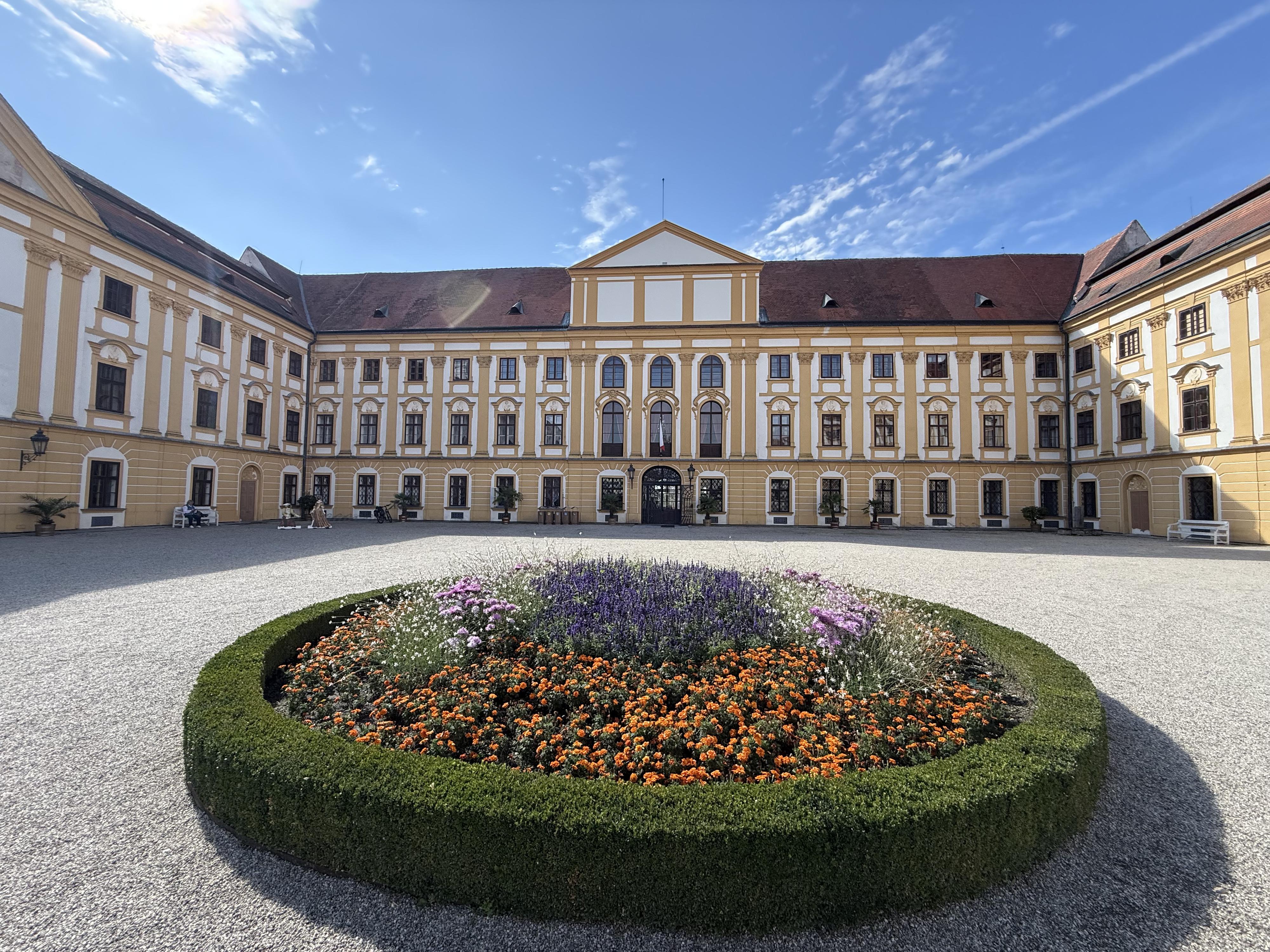 Státní zámek Jaroměřice nad Rokytnou foto 3