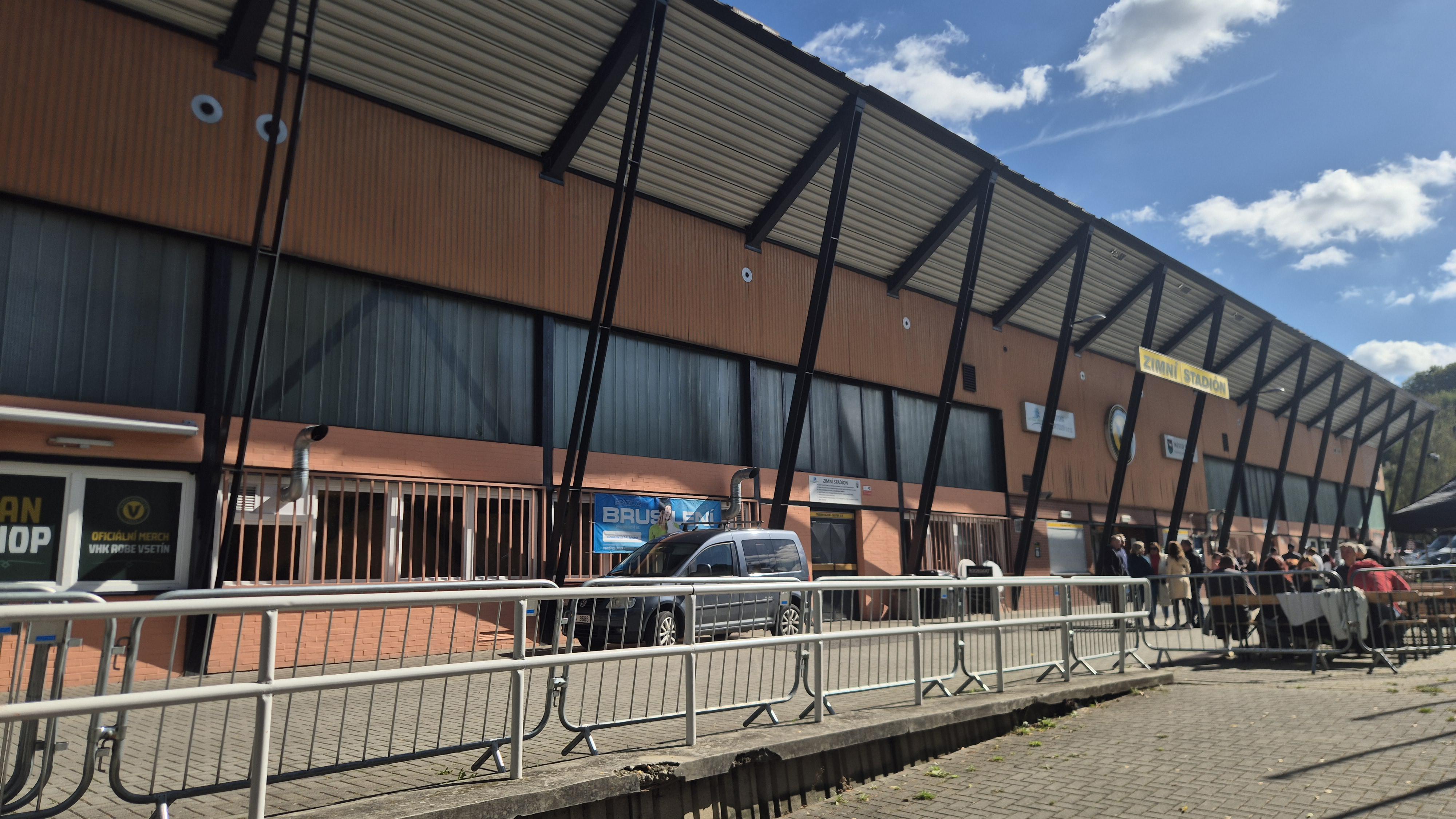 Zimní stadion Vsetín foto 4