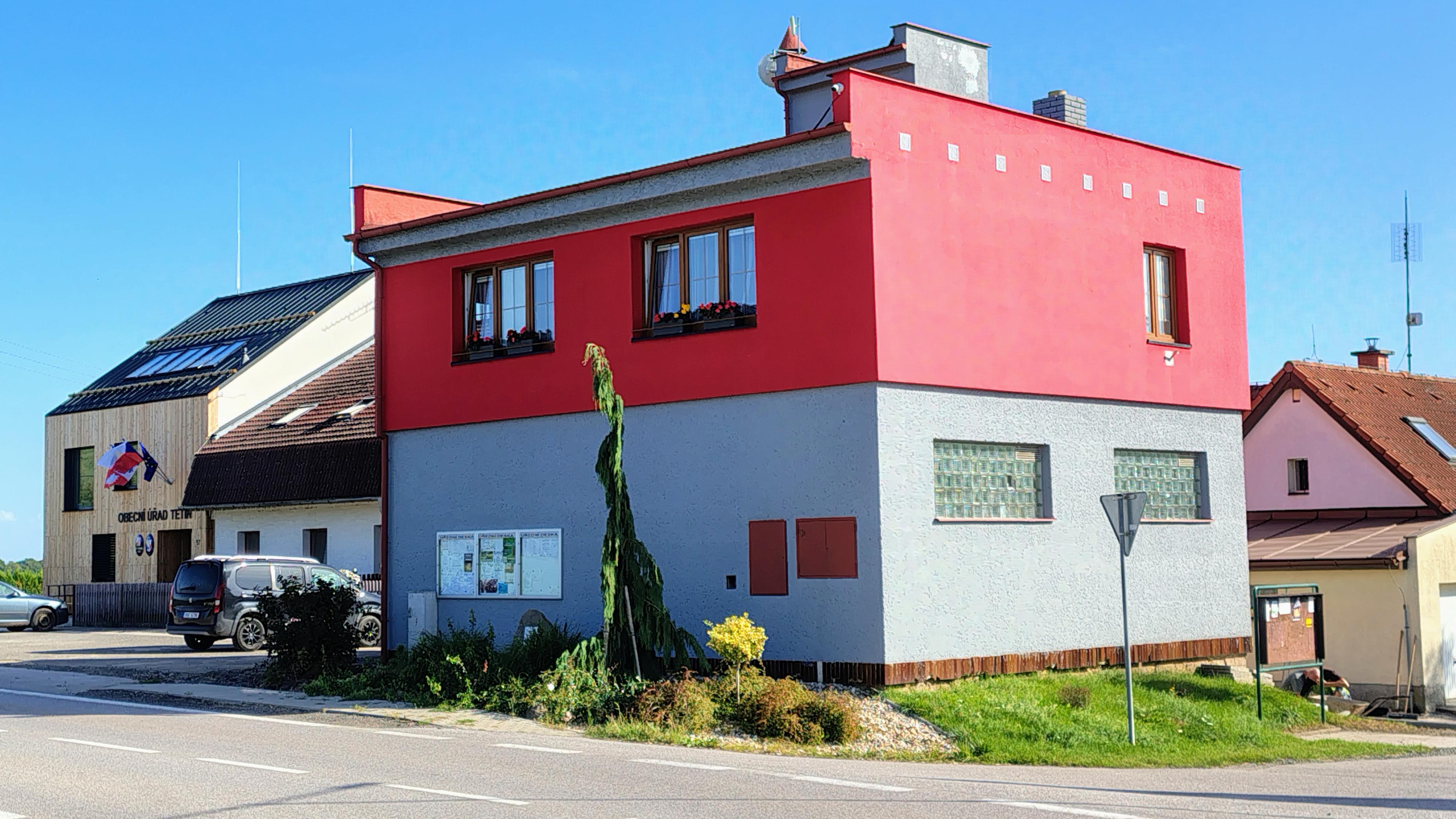 Tetín - obecní úřad foto 6